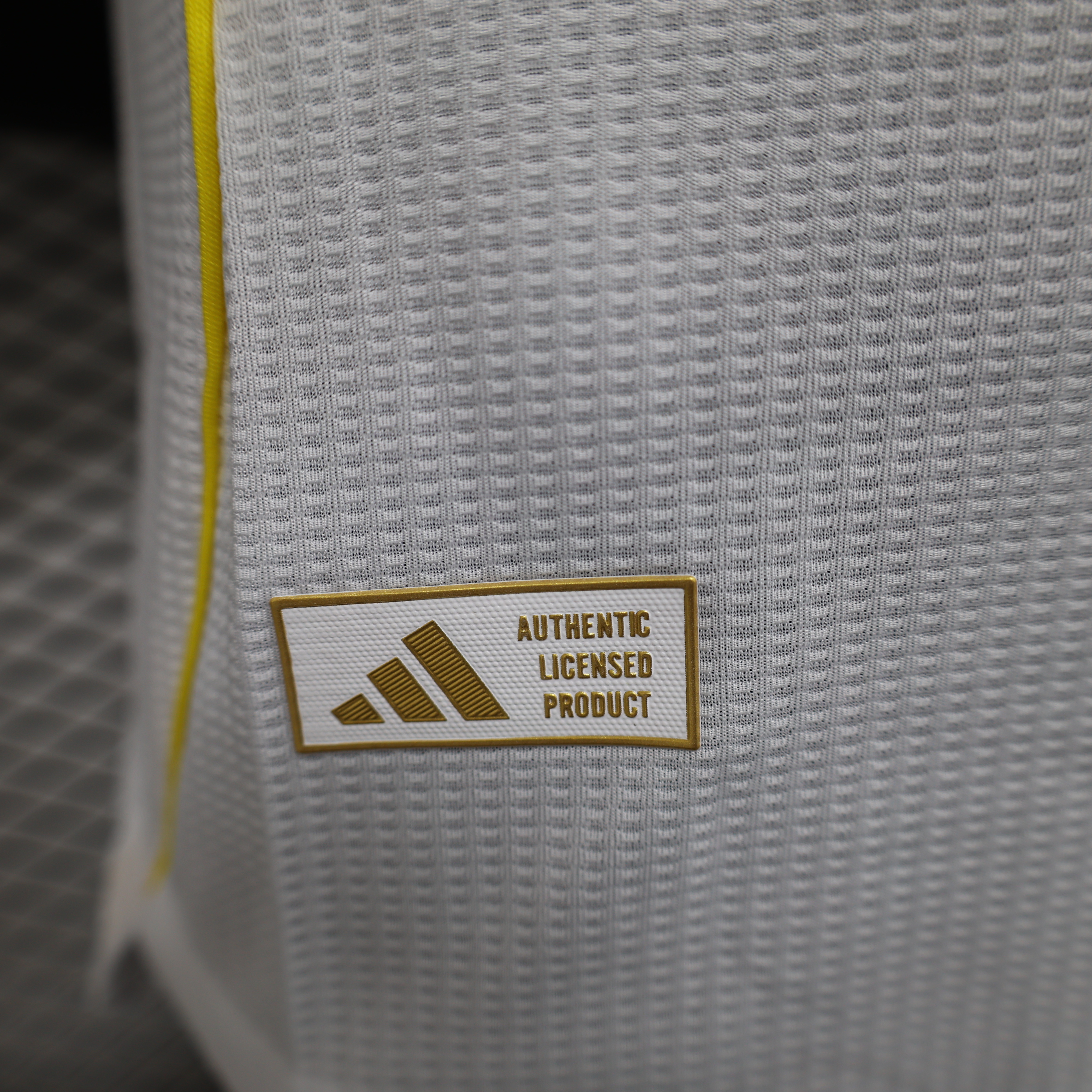 2025/2026 Player Version Real Madrid Home Football Shirt1:1 Thai Quality:football jersey mysite: unitedjerseyfootball 邓江浪:football