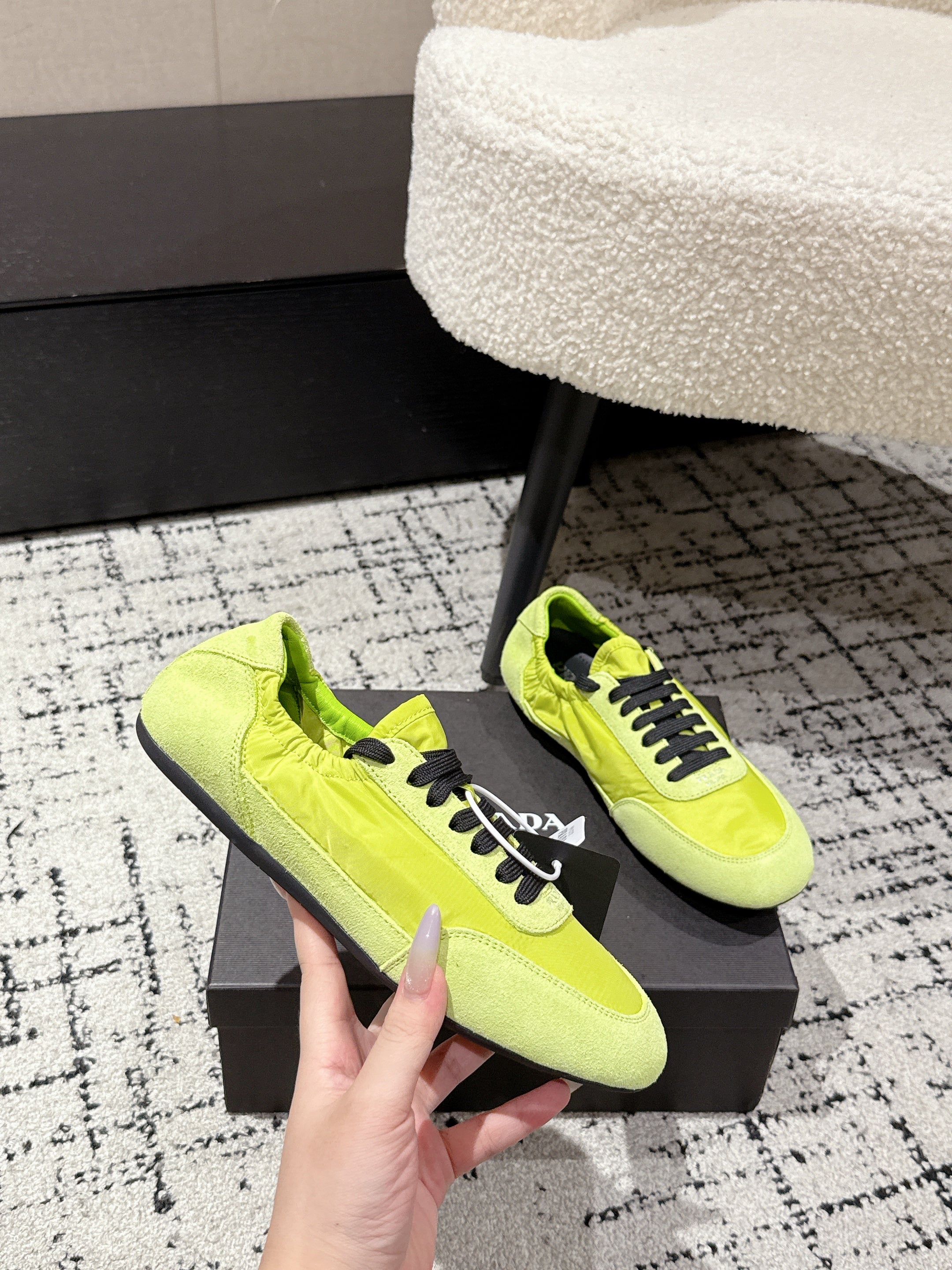 PRADA 25S COLLAPSE SNEAKERS IN LIME GREEN RE NYLON AND SUEDE、mysite、Cacoeks