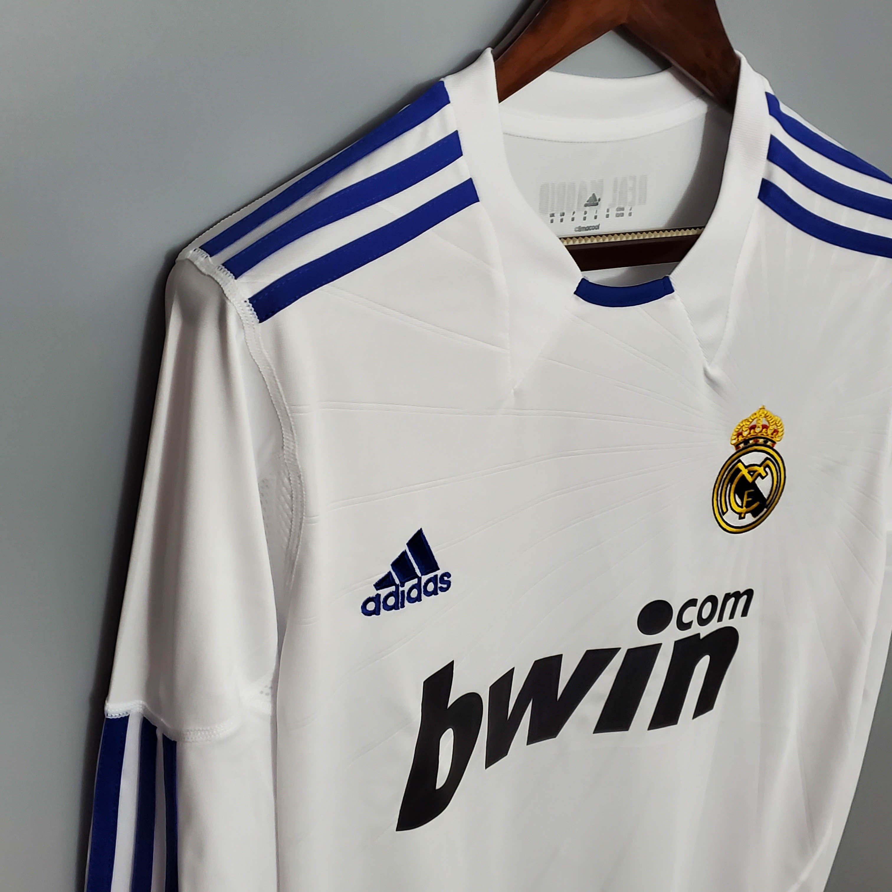 2010/2011 Retro Long Sleeve Real Madrid Home:football jersey mysite: unitedjerseyfootball 邓江浪:football