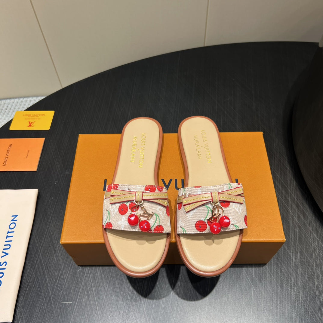 LV SLIDE SANDALS 25S IN BEIGE DENIM AND CALFSKIN WITH CHERRY BLOSSOM BUCKLE、mysite、Cacoeks
