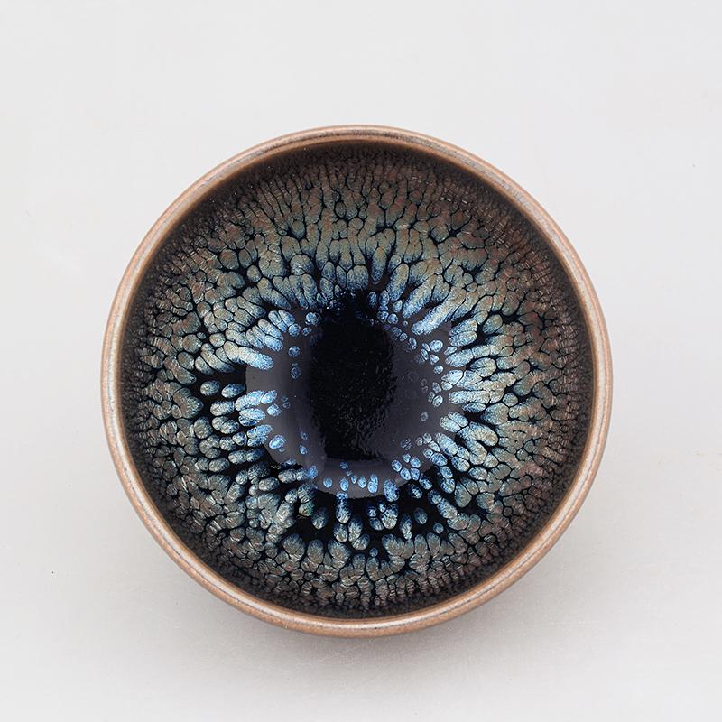 GEEK BAR-https://www.hot-toy.com/