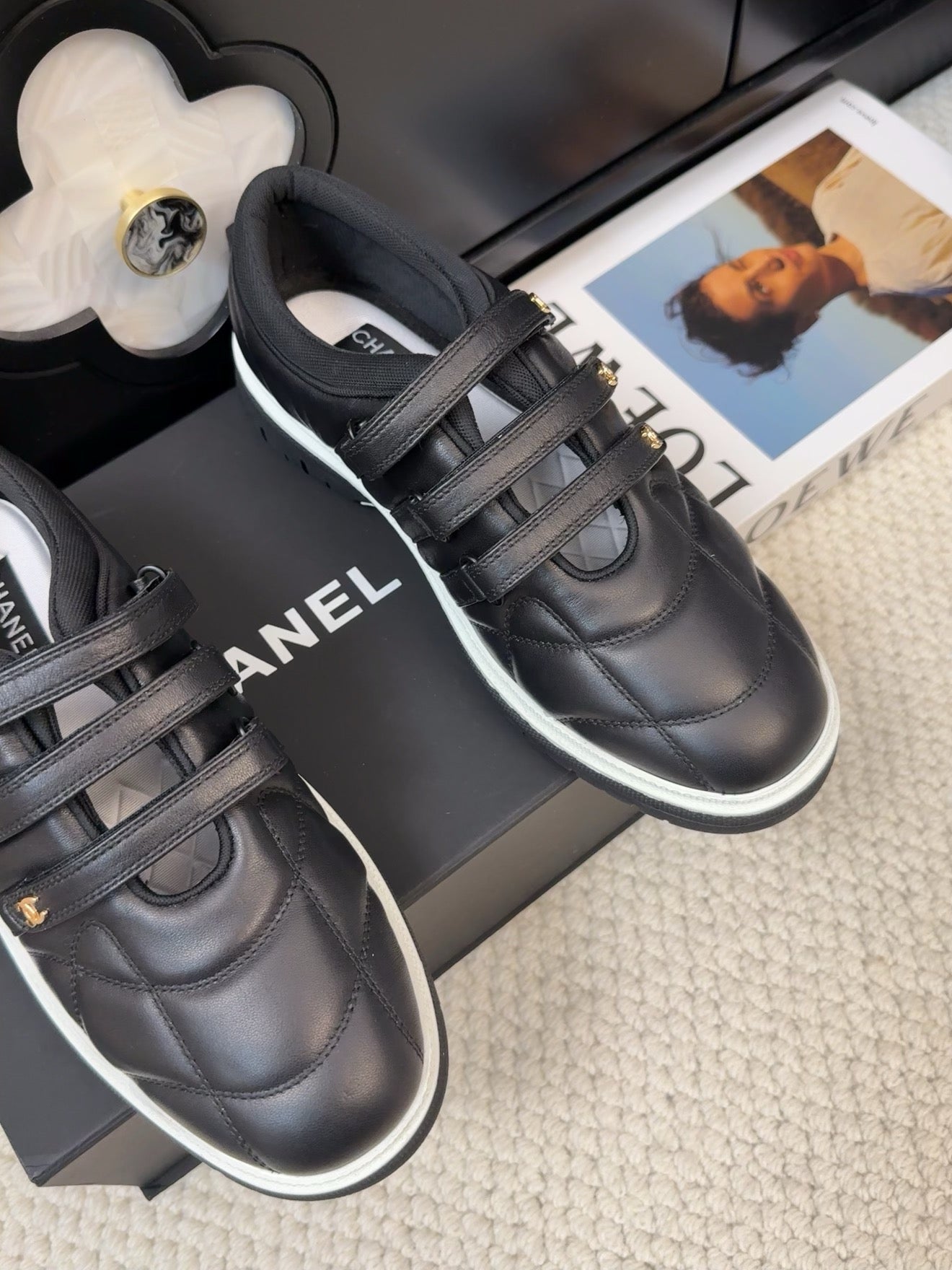 SNEAKERS WITH THREE STRAPS IN BLACK CALFSKIN、mysite、Cacoeks