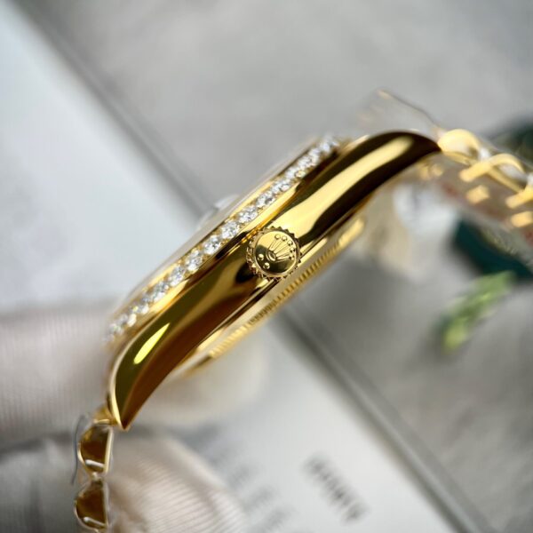 Đồng Hồ Rolex Day-Date Bọc Vàng Thật Độ Kim Cương Moissanite GM V2 40mm (2)