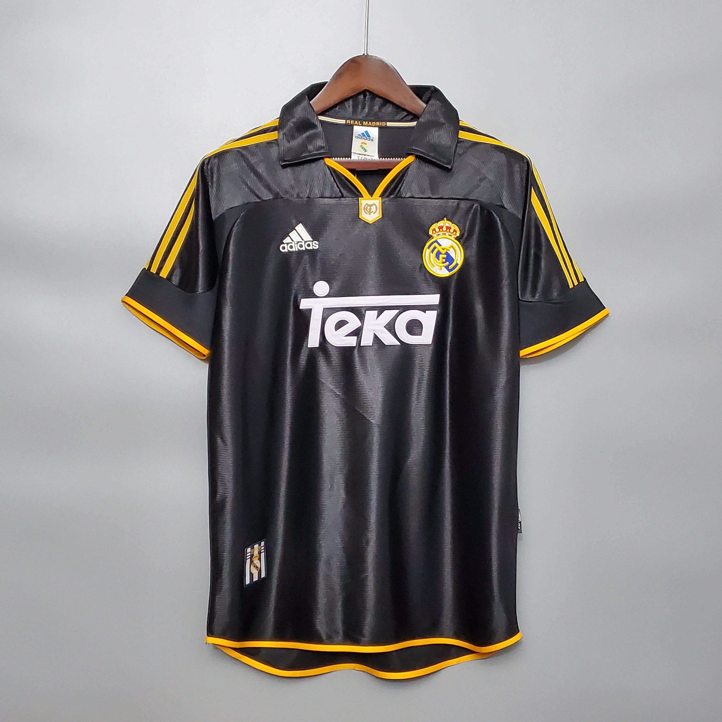 1998/2000 Retro Real Madrid Away:football jersey mysite: unitedjerseyfootball 邓江浪:football