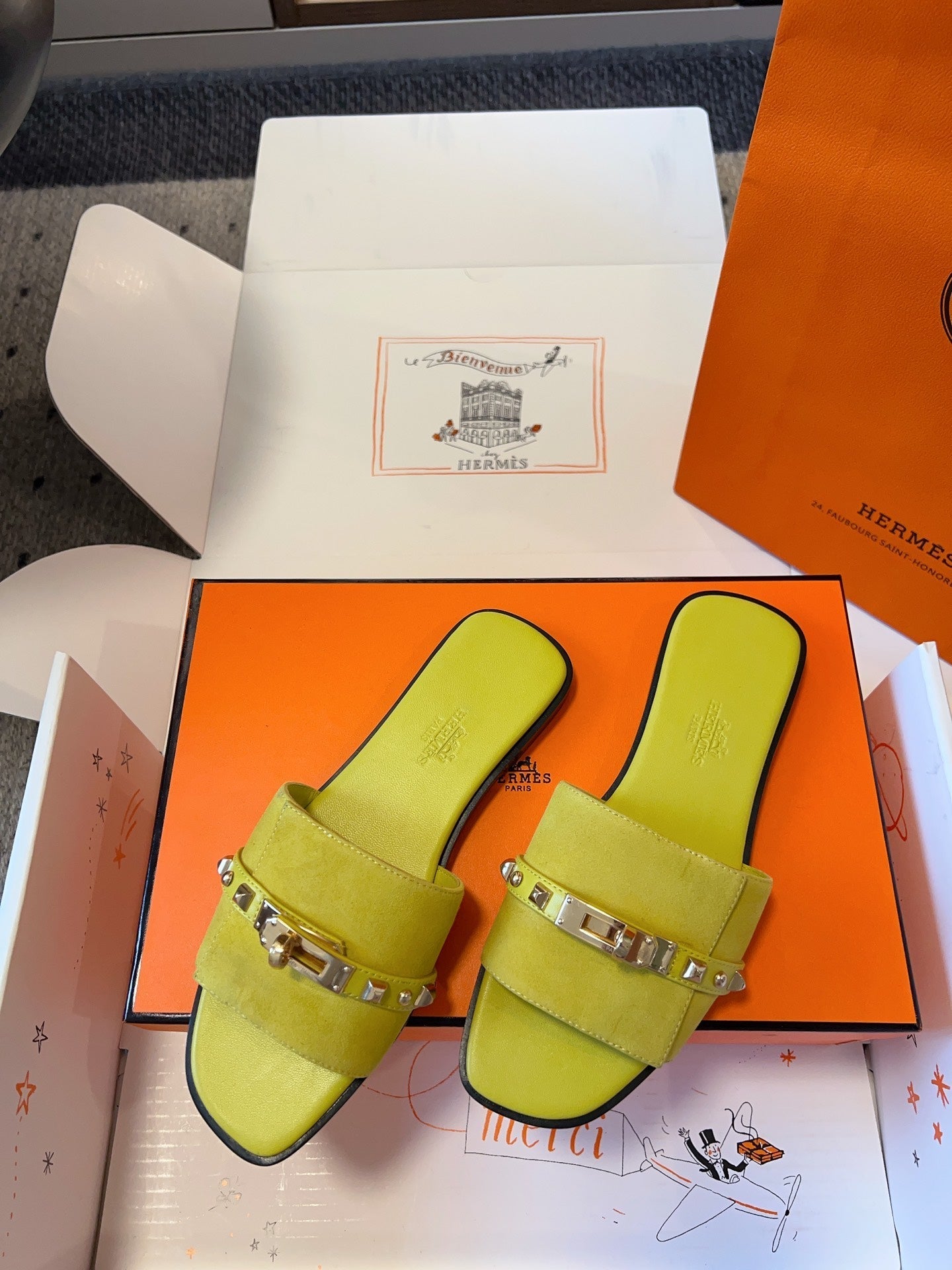 GIULIA FLAT SANDAL IN NEON YELLOW SUEDE、mysite、Cacoeks