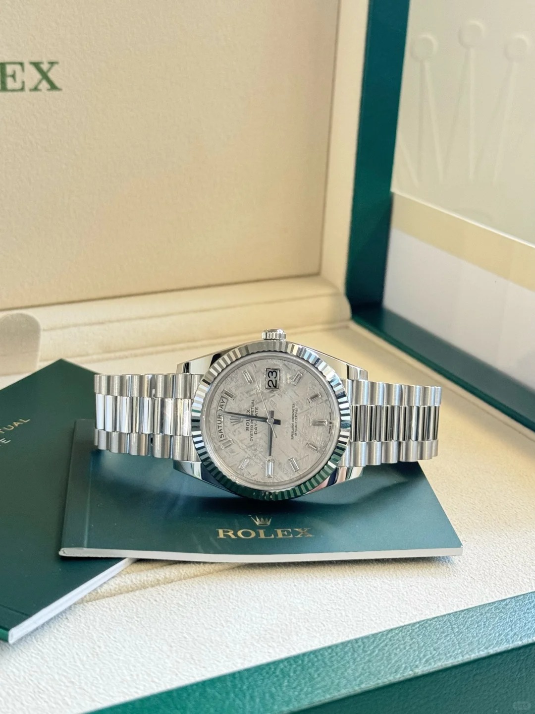 兼职  林炎: luxecystore