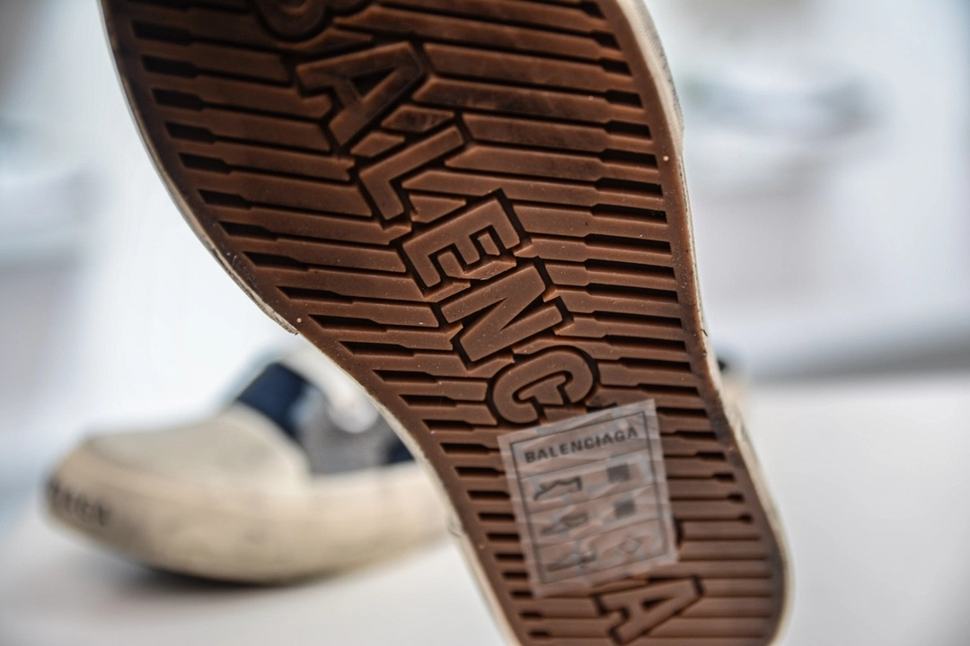 Balenciaga Paris Mule in Blue Destroyed Denim Rubber、mysite、Cacoeks