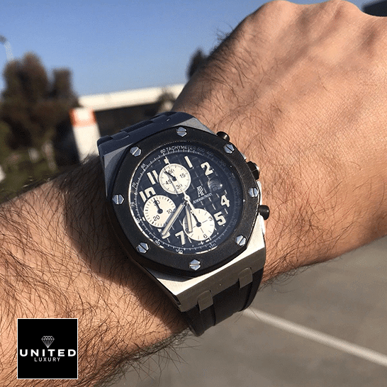 Audemars Piguet 25940SK.OO_.D002CA.03 Royal Oak Black Dial Replica on the wrist