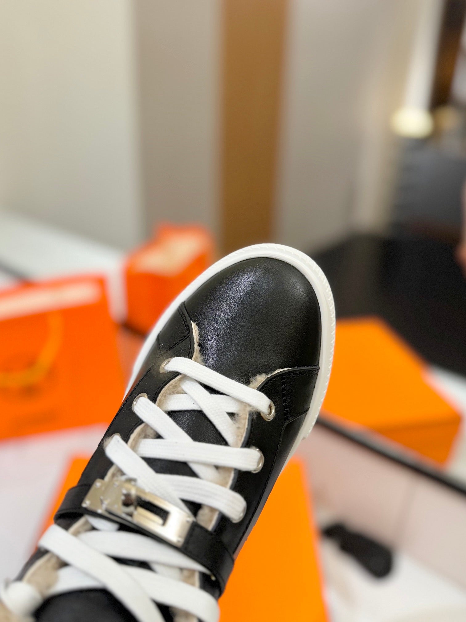 CHEALSEA BOOTS IN BLACK LAMBSKIN AND FLEECE LINING、mysite、Cacoeks