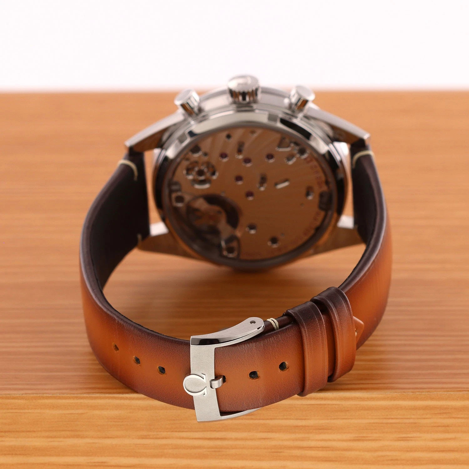 Omega Speedmaster Ref. 332.12.41.51.01.001 Super Clone Watch – Black Dial Leather Strap Fake Replica