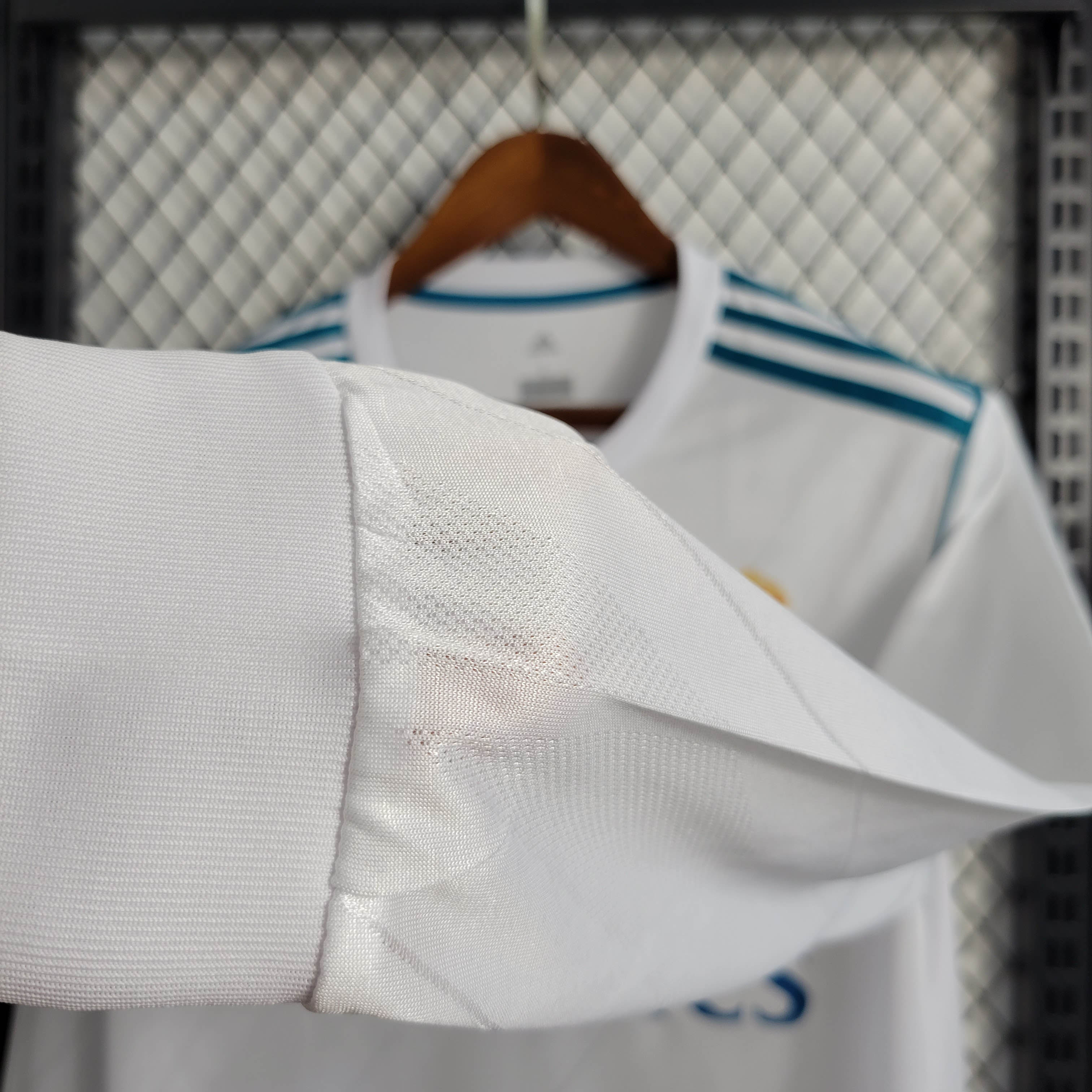 2017/2018 Retro Long Sleeve Real Madrid Home:football jersey mysite: unitedjerseyfootball 邓江浪:football