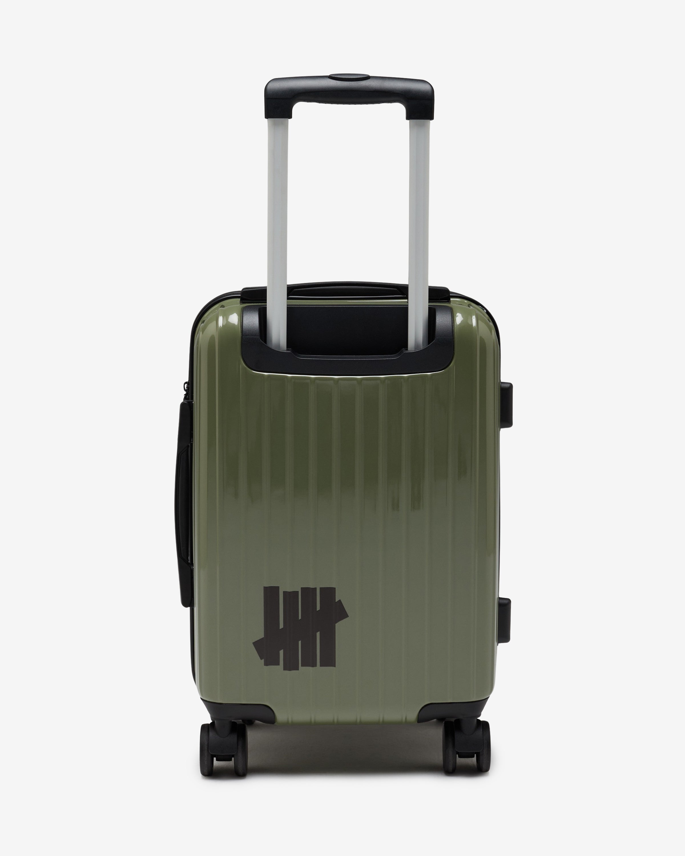 UNDEFEATED CARRY-ON LUGGAGE
