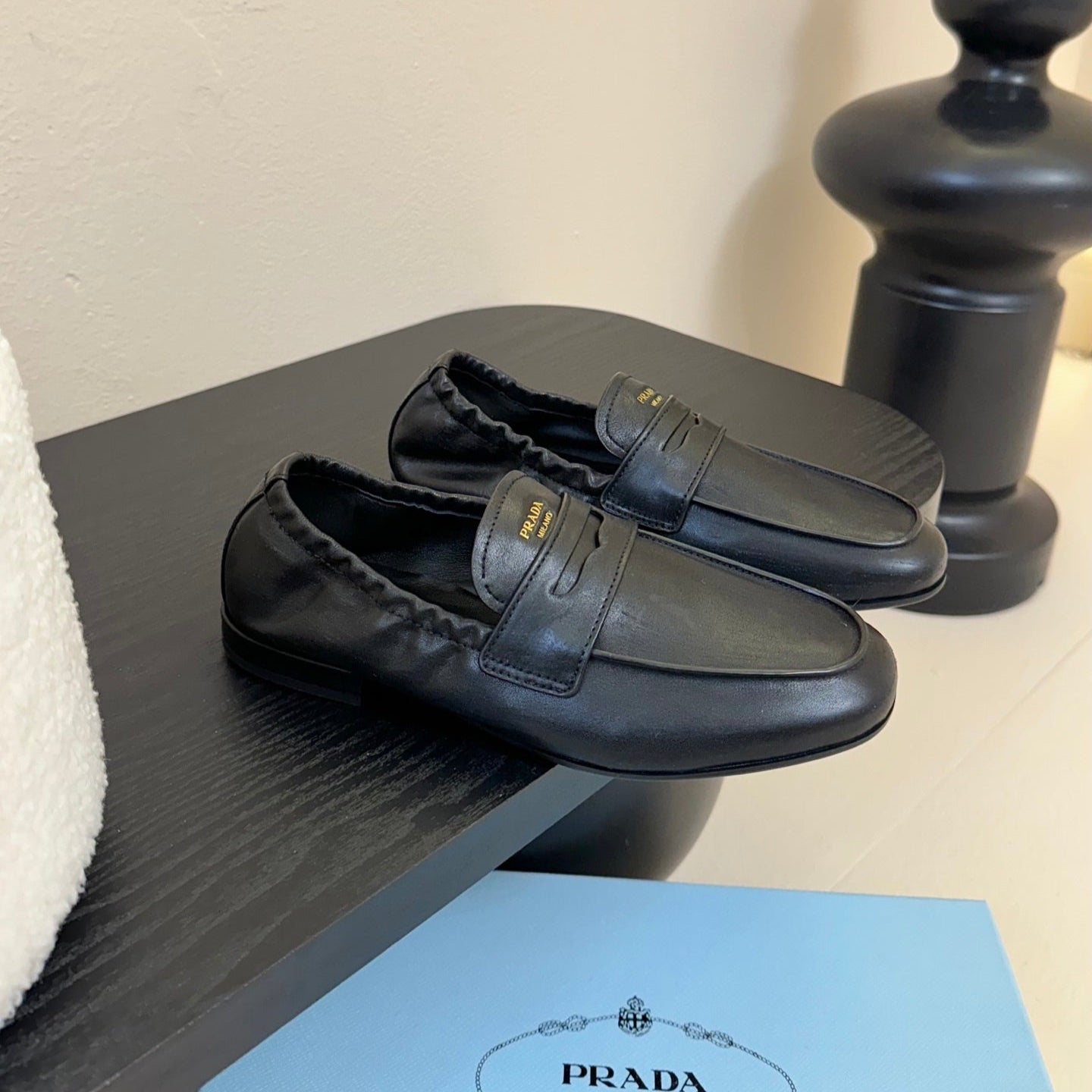 PRADA 25S SHUFFLE LOAFERS IN BLACK CALFSKIN、mysite、Cacoeks