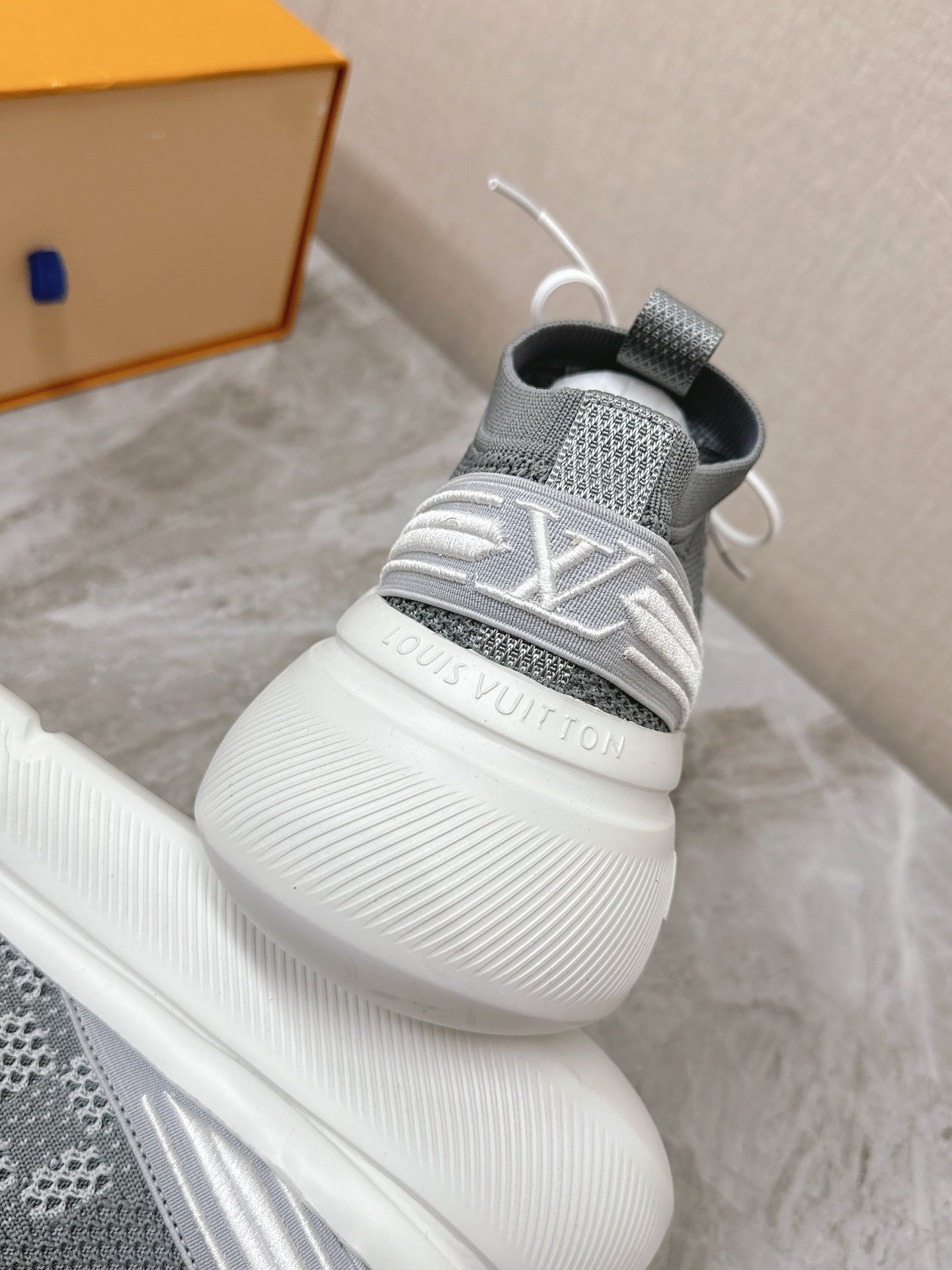 SNEAKERS IN DOVE GRAY DAMIER ELASTIC FABRIC、mysite、Cacoeks