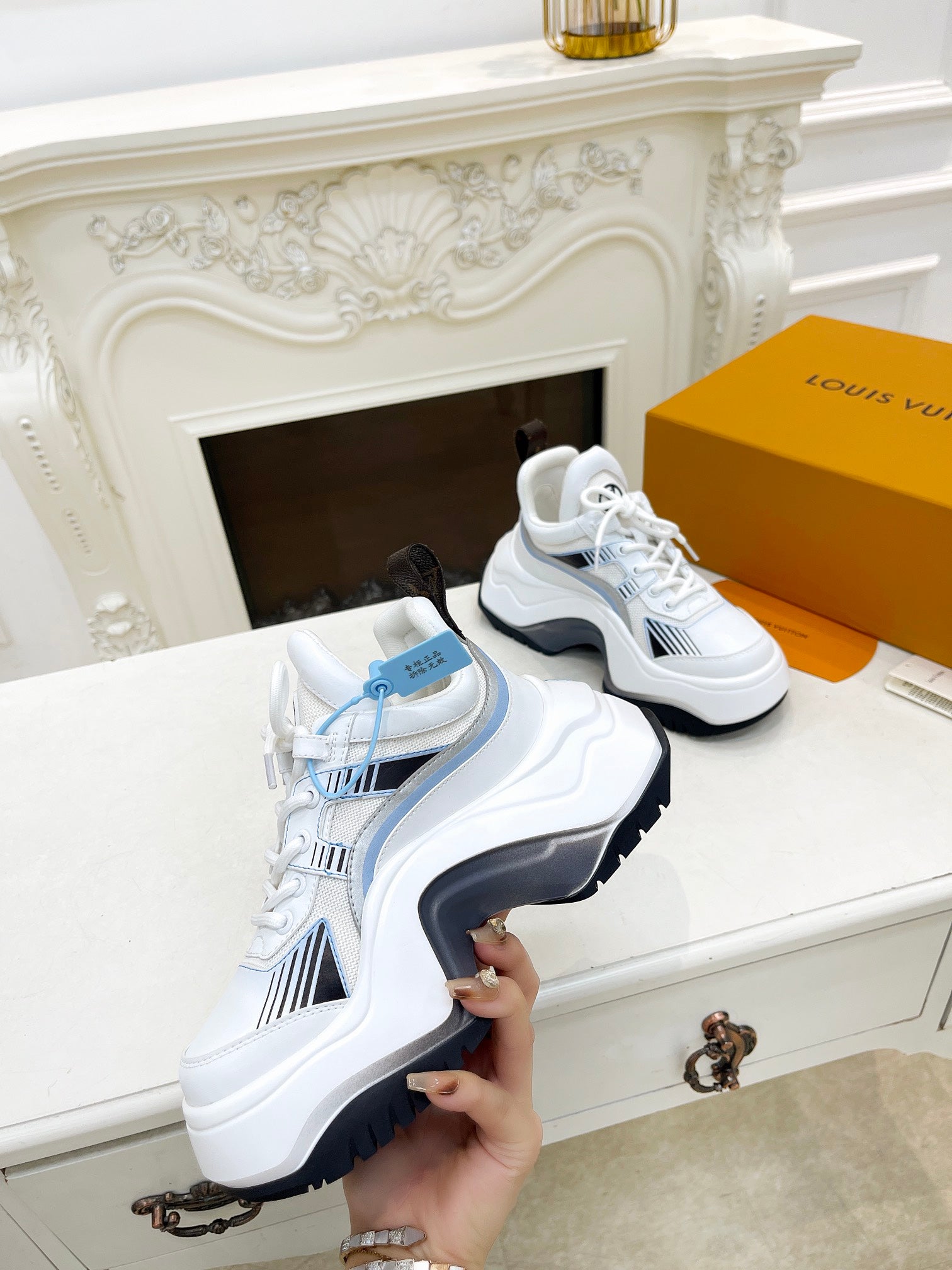 LV ARCHLIGHT 2.0 PLATFORM SNEAKER IN COLORFUL MIX OF MATERIALS 991810、mysite、Cacoeks