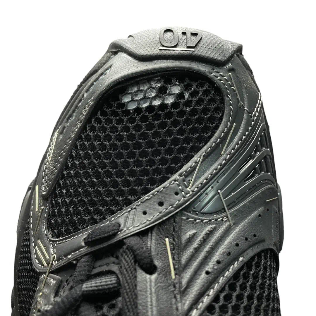 Balenciaga Stapler Sneaker in Black、mysite、Cacoeks