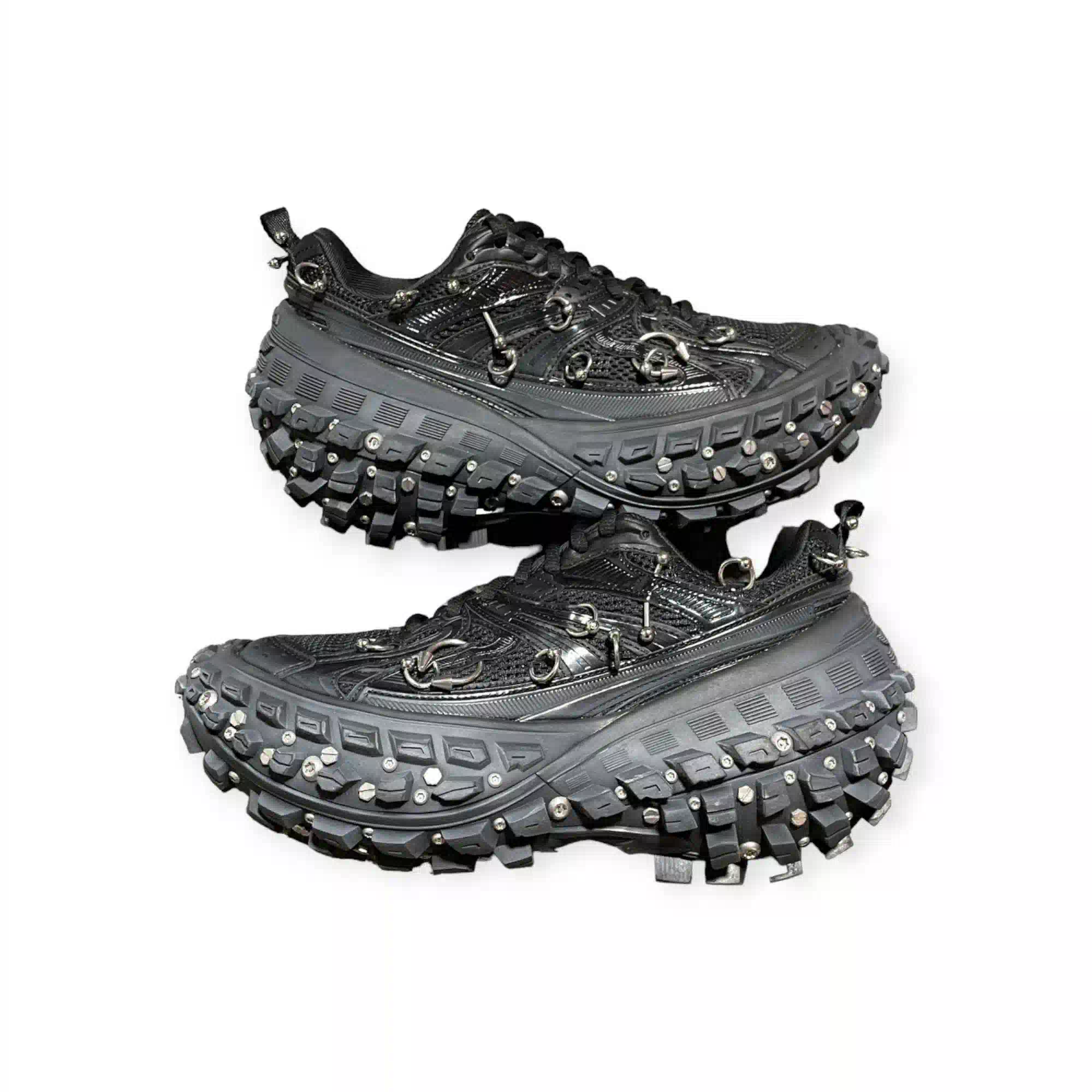 Balenciaga Bouncer Screw Sneaker With Piercings In Black、mysite、Cacoeks