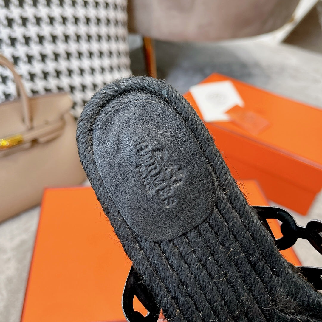 BLACK STRAW SOLE SLIPPERS BLACK LAMBSKIN、mysite、Cacoeks