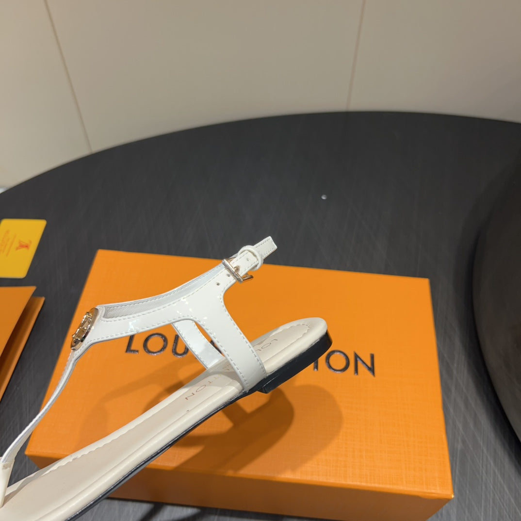 LV THONG SANDALS 25S IN WHITE CALFSKIN WITH GOLD HARDWARE、mysite、Cacoeks