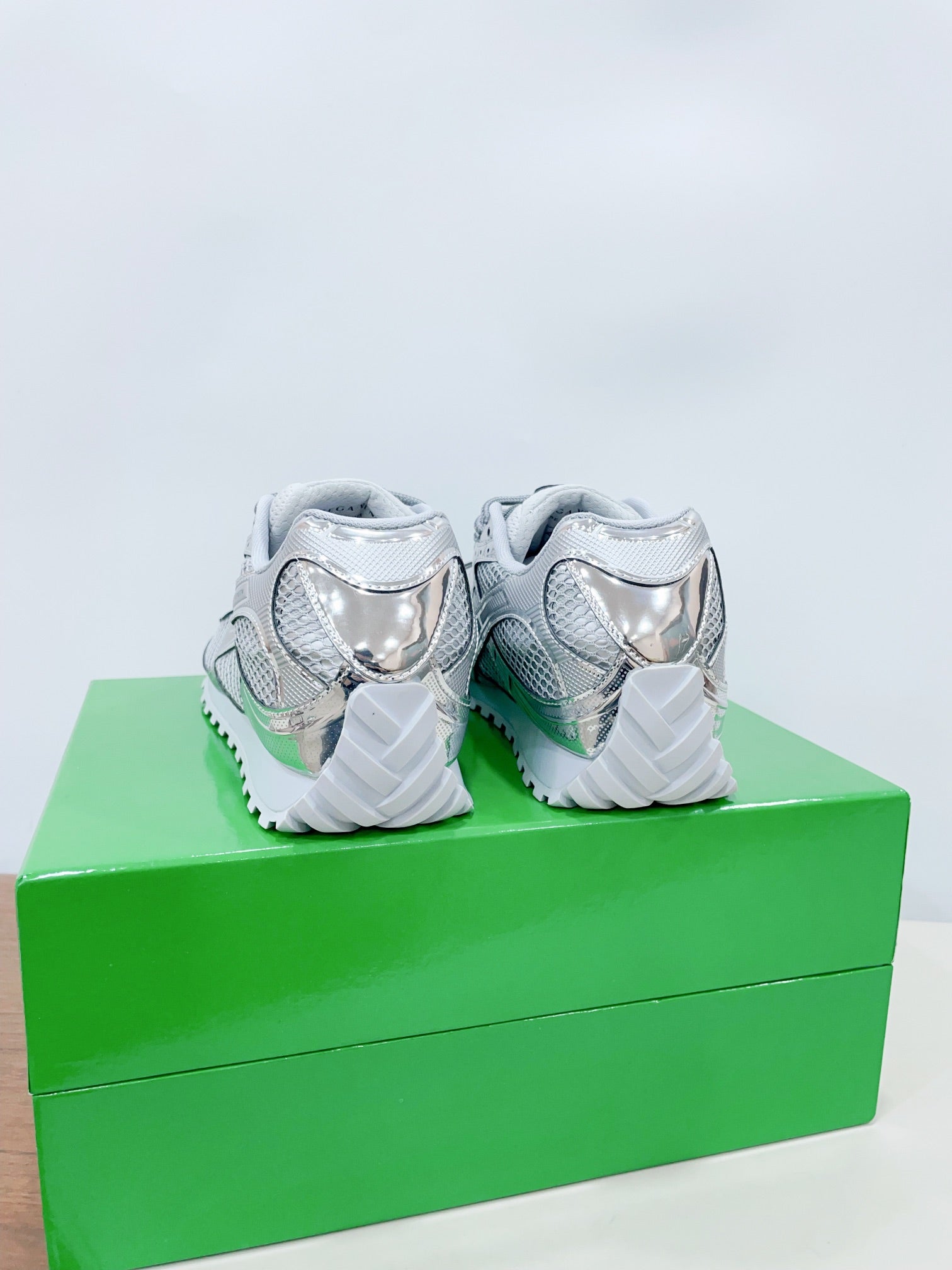 ORBIT SNEAKER IN SILVER TECHNICAL FABRIC AND METALLIC MESH、mysite、Cacoeks