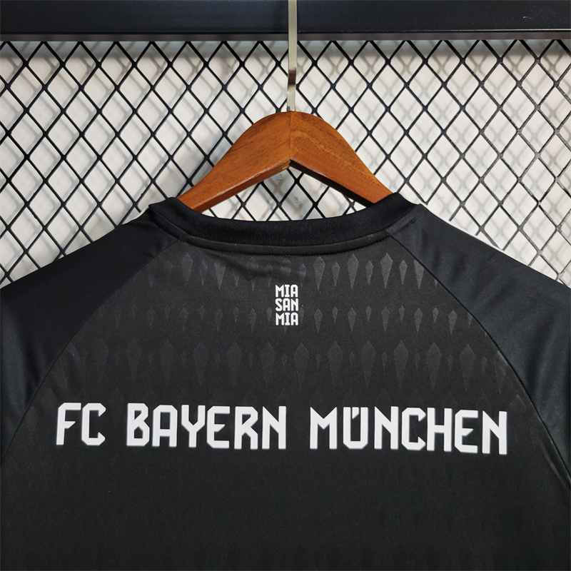 Bayern Munich 23-24 Black Goalkeeper Jersey - Fans Version:football jersey mysite: unitedjerseyfootball 邓江浪:football