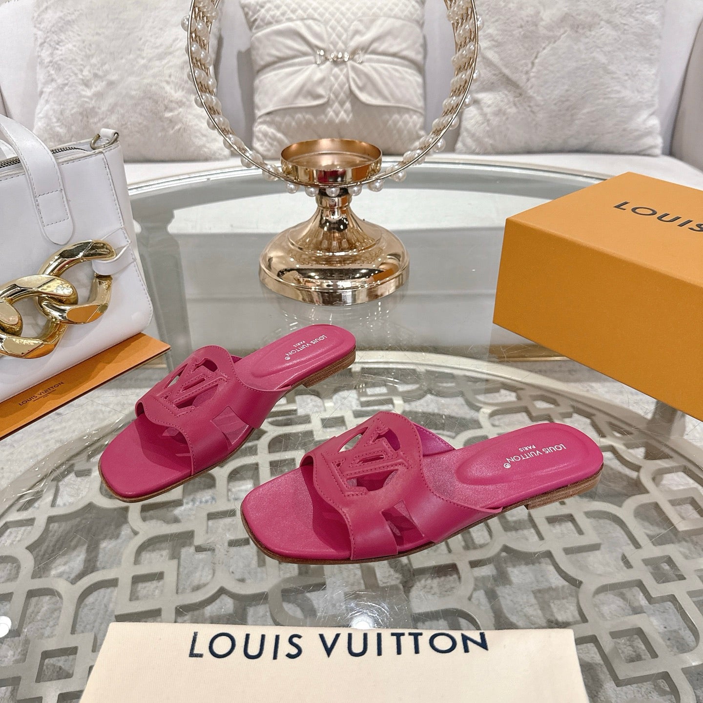 ISOLA FLAT SLIDE IN DARK PINK CALFSKIN、mysite、Cacoeks