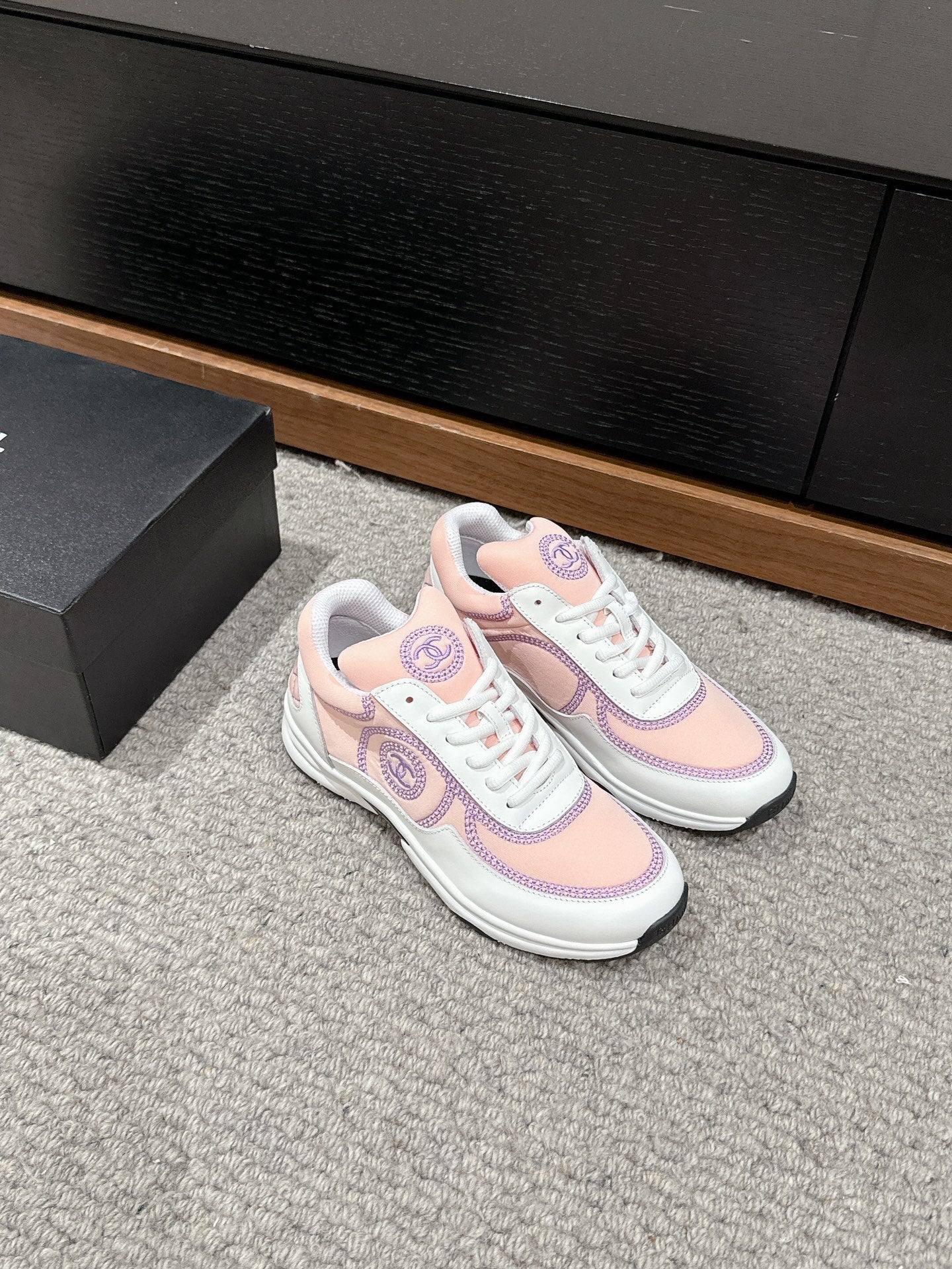 CLASSIC TRAINER IN LIGHT PINK MIX WHITE FABRIC、mysite、Cacoeks