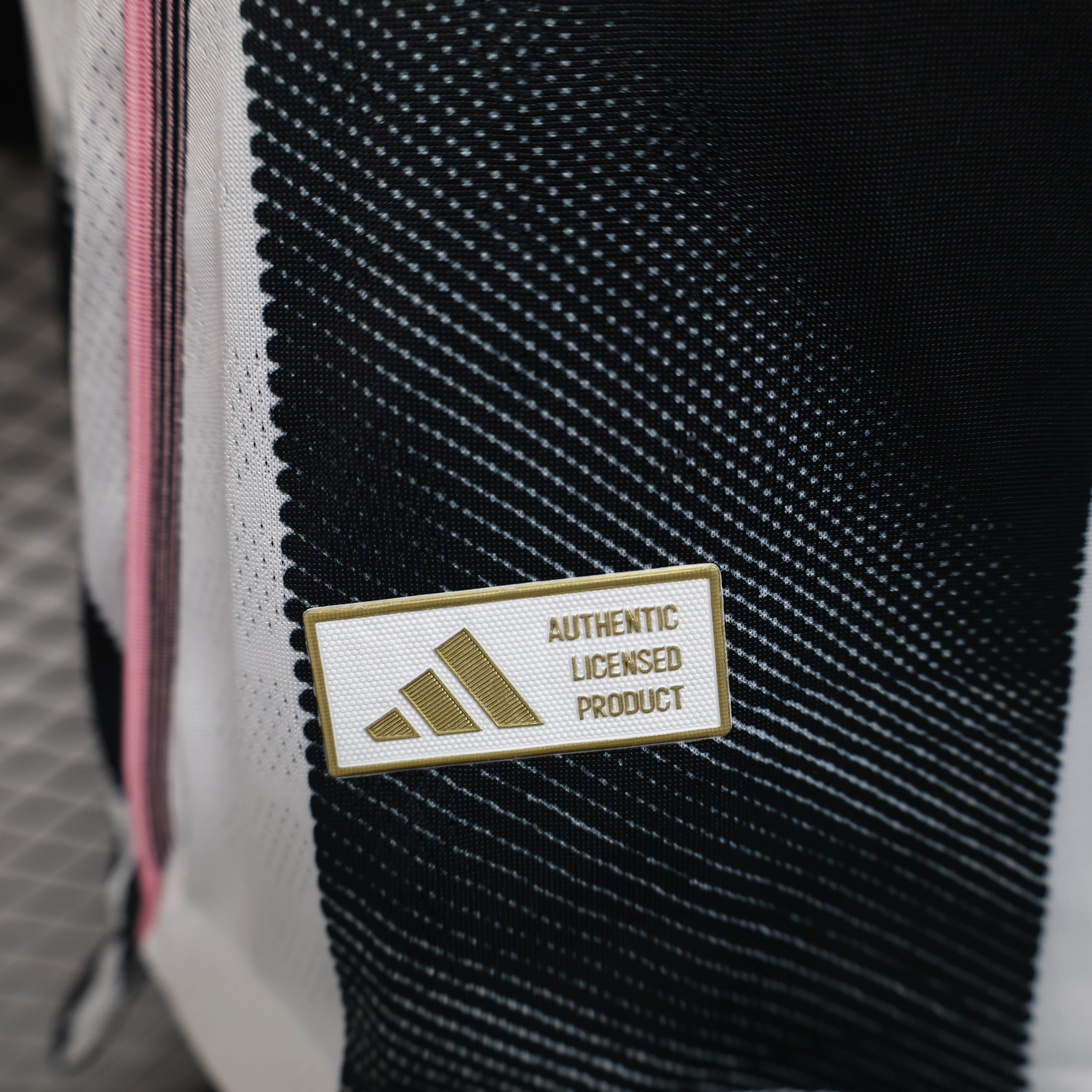 2025/2026 Player Version Juventus Home Football Shirt 1:1 Thai Quality:football jersey mysite: unitedjerseyfootball 邓江浪:football