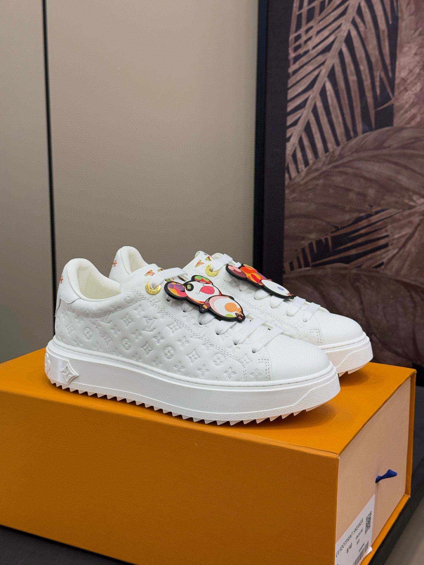 TIME OUT SNEAKER IN WHITE EMBOSSED MONOGRAM CALFSKIN、mysite、Cacoeks