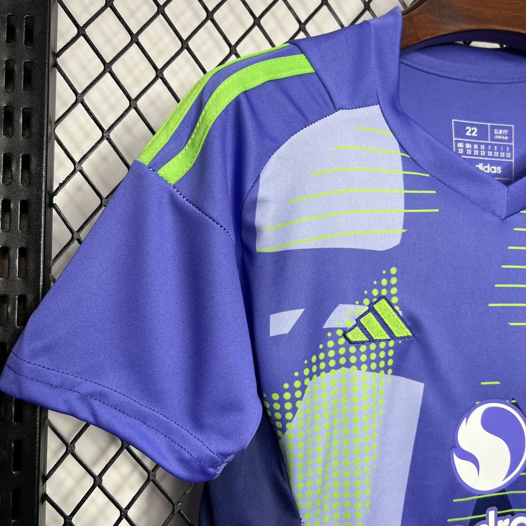 Higojerseys-Manchester United 24-25 Purple Goalkeeper Kids Kit