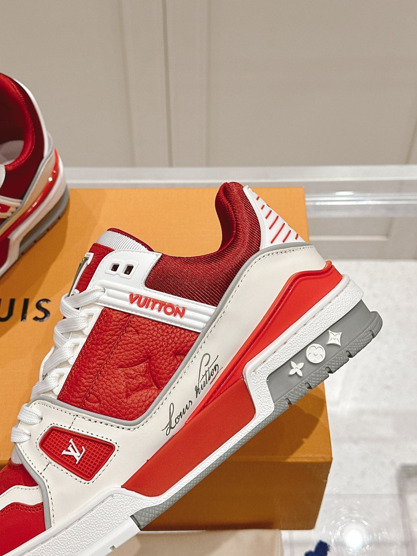 LV TRAINER SNEAKER IN SARI RED GRAINED CALFSKIN、mysite、Cacoeks