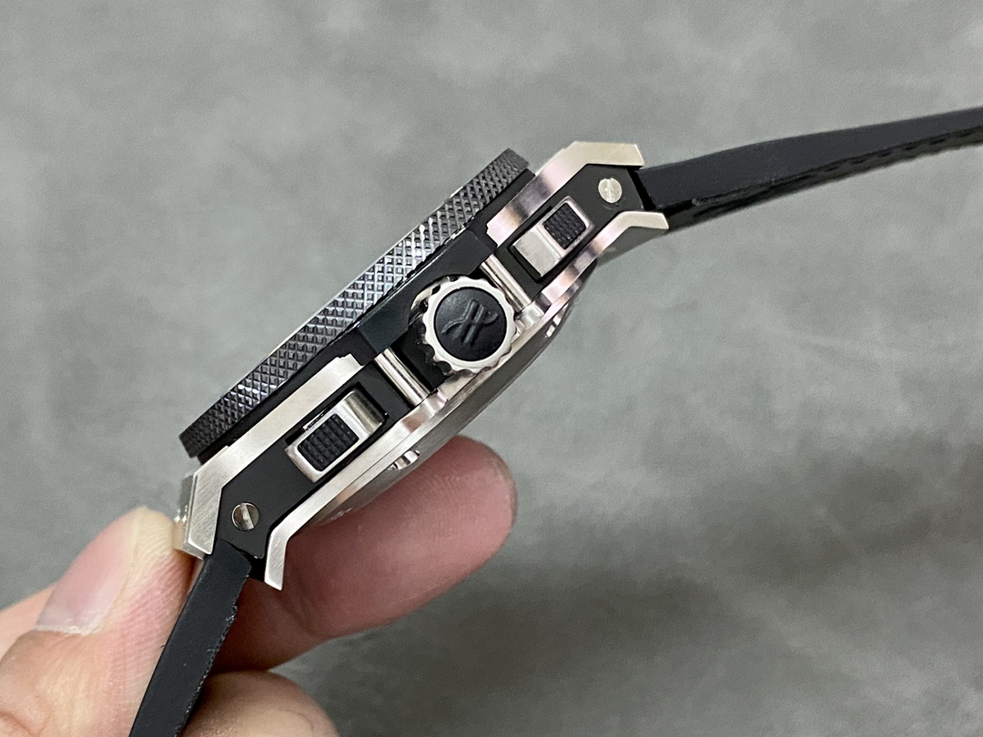 Hublot Big Bang 301.SM.1770.RX 44mm Mens-fasswatch