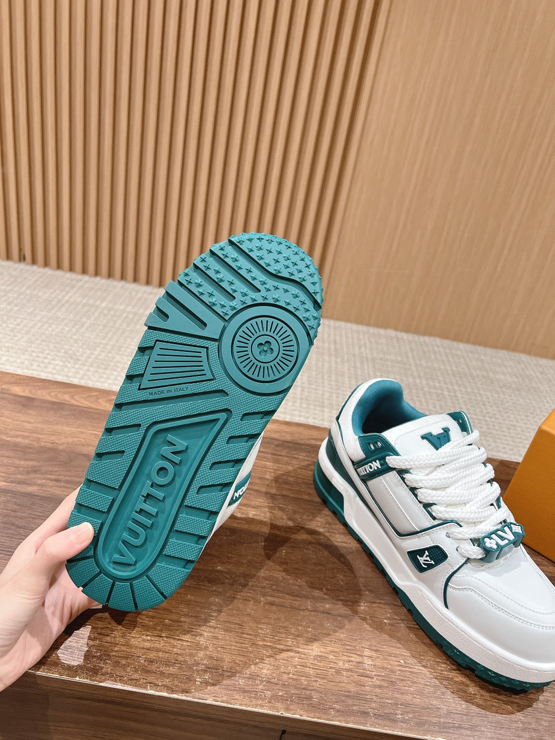 LV Trainer Maxi Sneaker White Mix Emerald Green Calfskin、mysite、Cacoeks