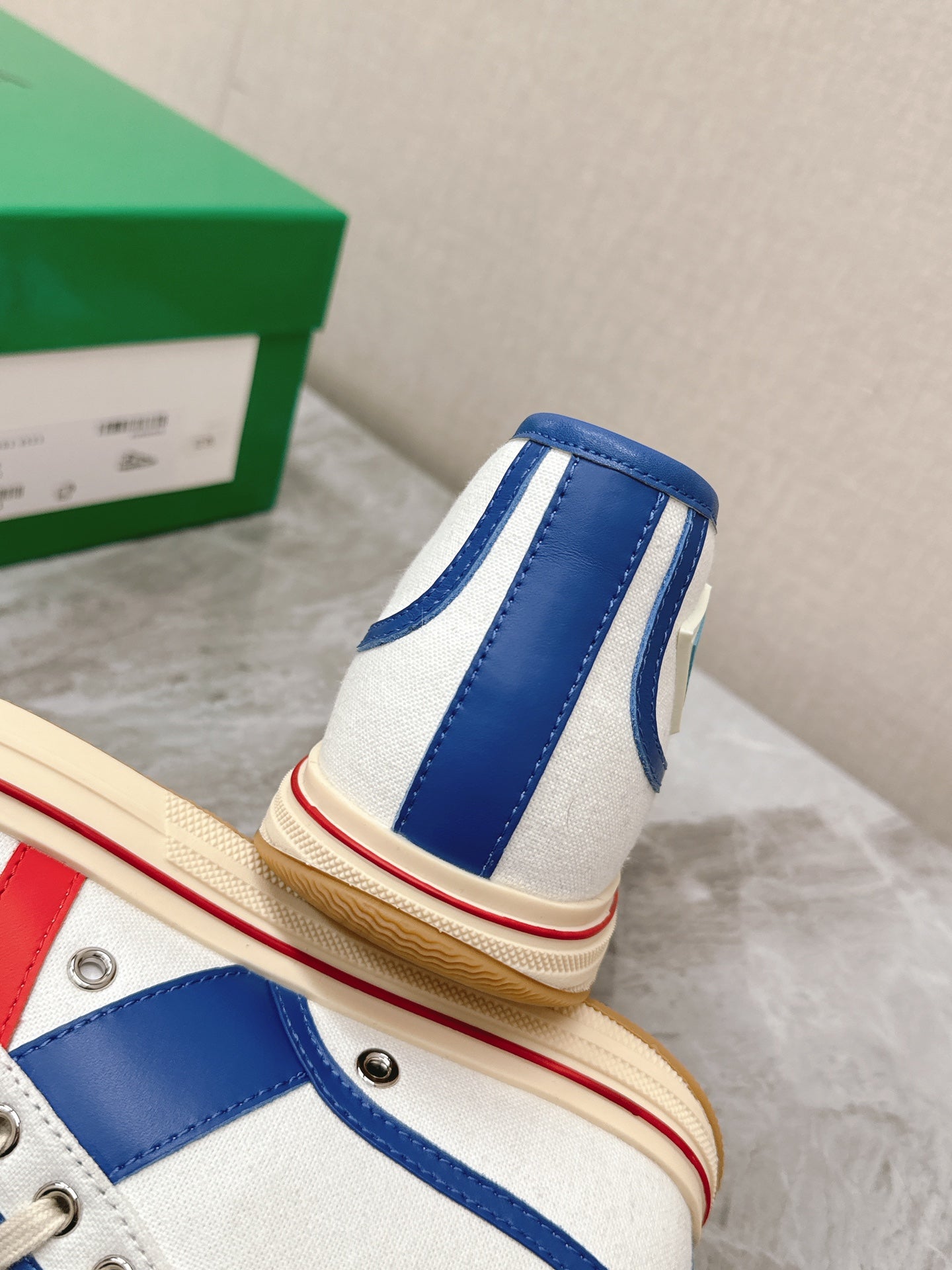 ELIOT SNEAKER IN WHITE CANVAS WITH NAVY BLUE CALFSKIN、mysite、Cacoeks