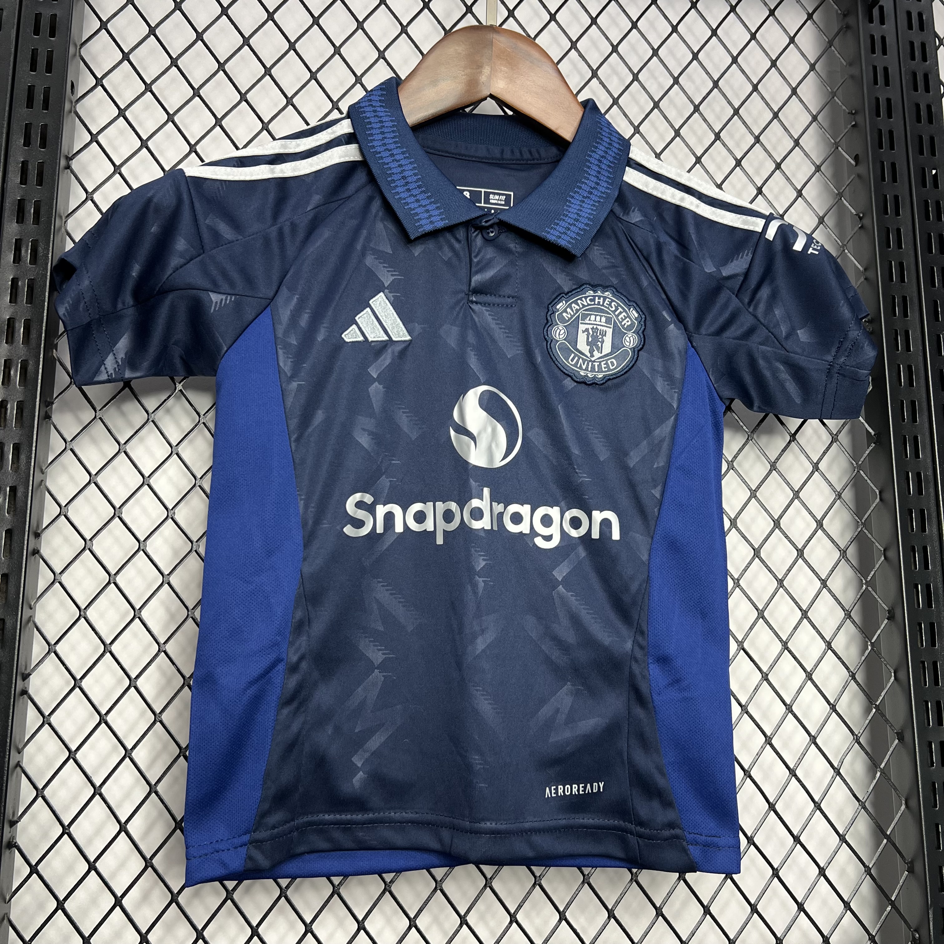 ManixJersey.com | Manchester United 24-25 Away Kids Kit -Customize Name, Number and Patch | Worldwide Shipping