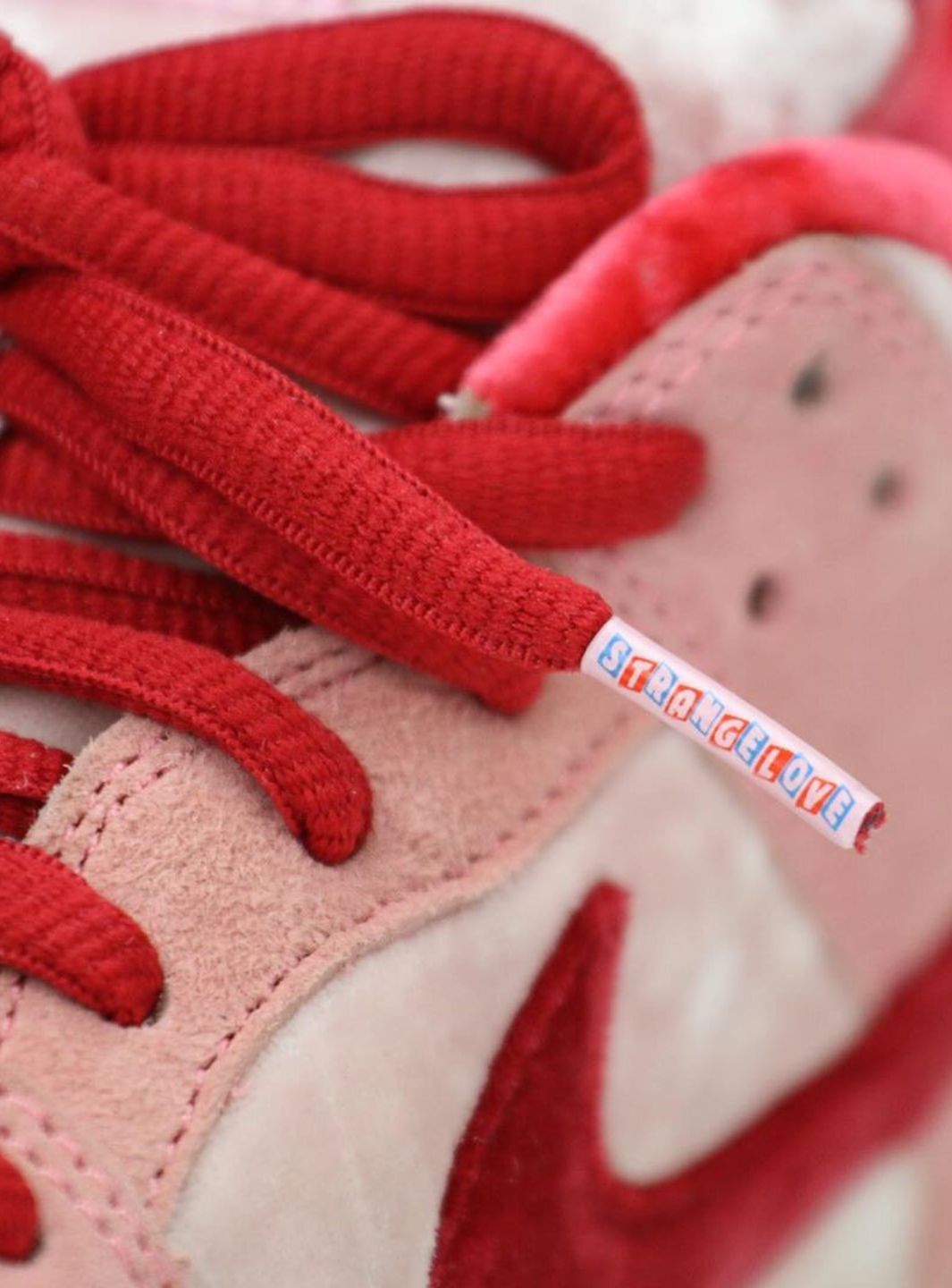 Nike SB Dunk Low StrangeLove Skateboards、NIKE、Cacoeks