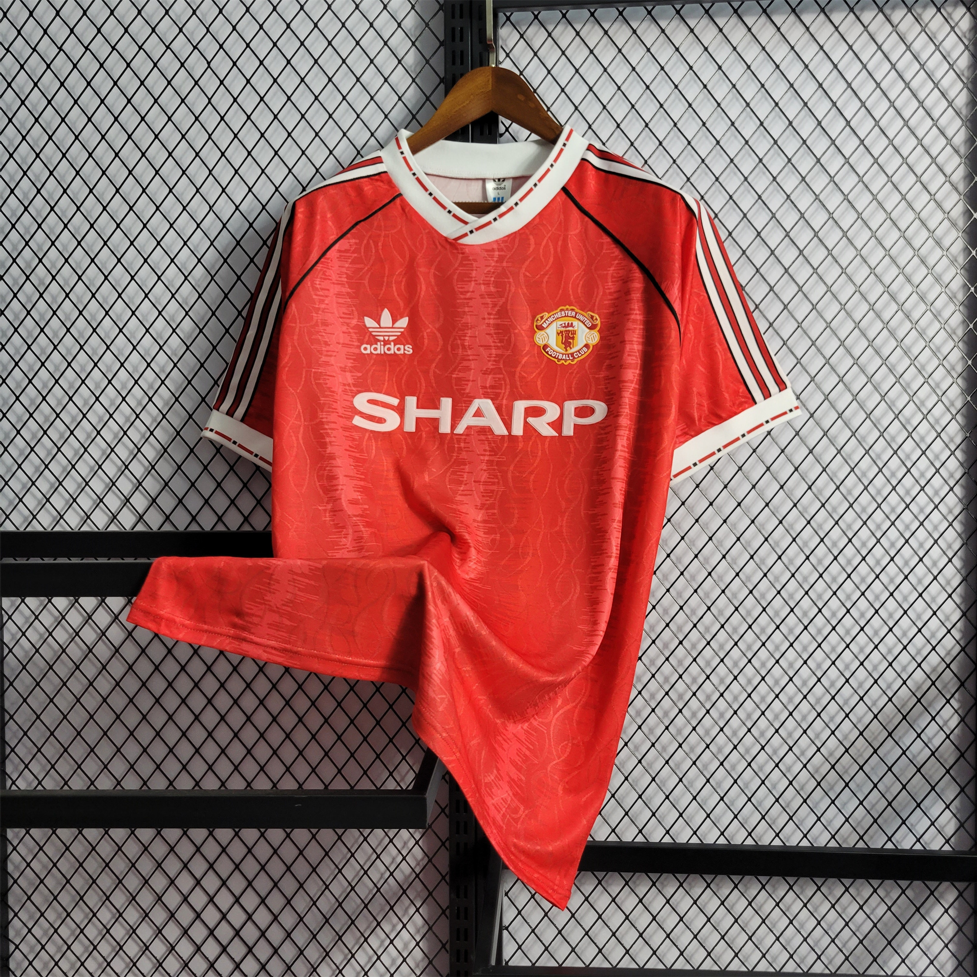 ManixJersey.com | Retro Manchester United 90-92 Home Stadium Jersey -Customize Name, Number and Patch | Worldwide Shipping