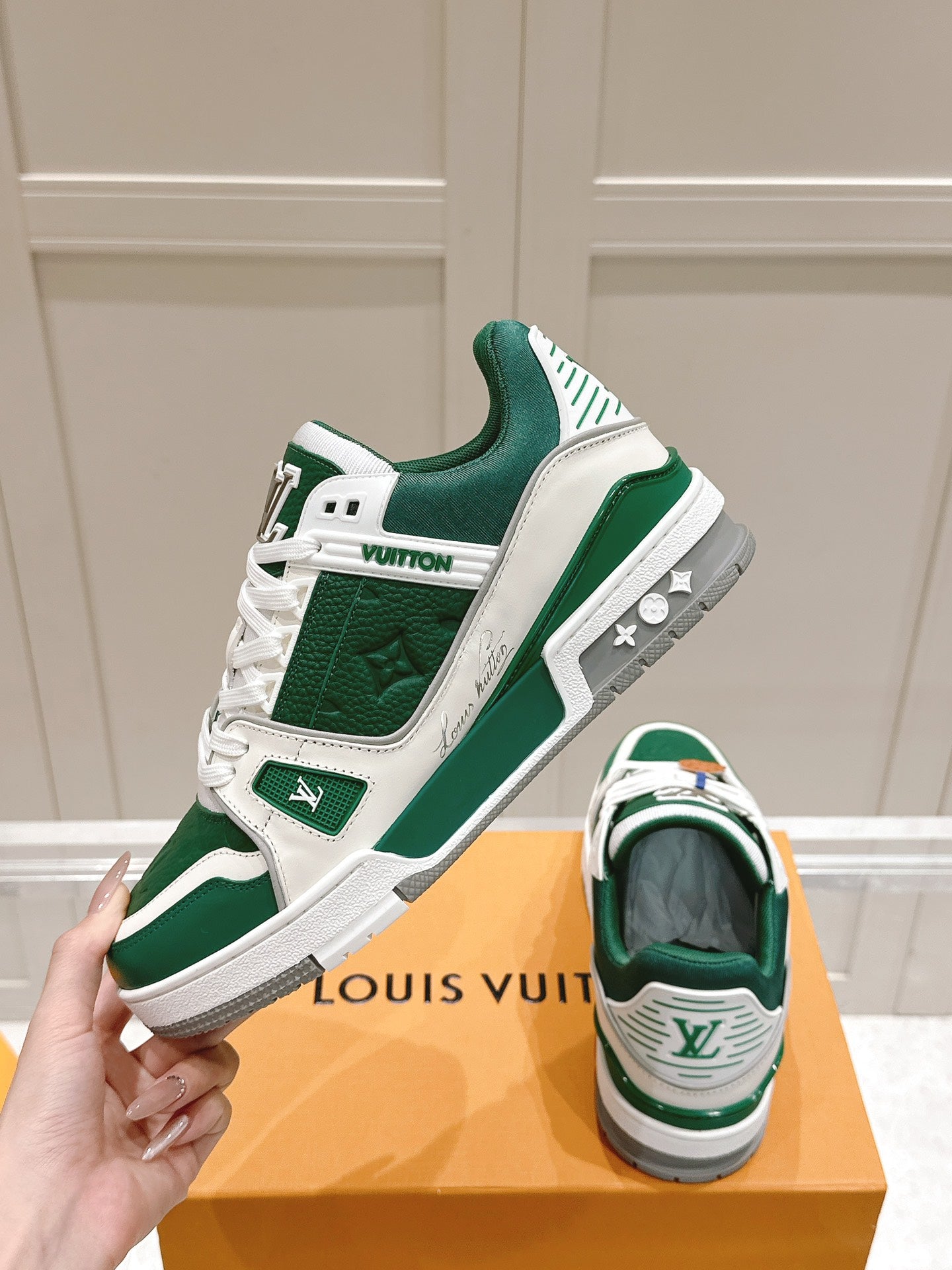 LV TRAINER SNEAKER IN BORNEO GREEN GRAINED CALFSKIN、mysite、Cacoeks