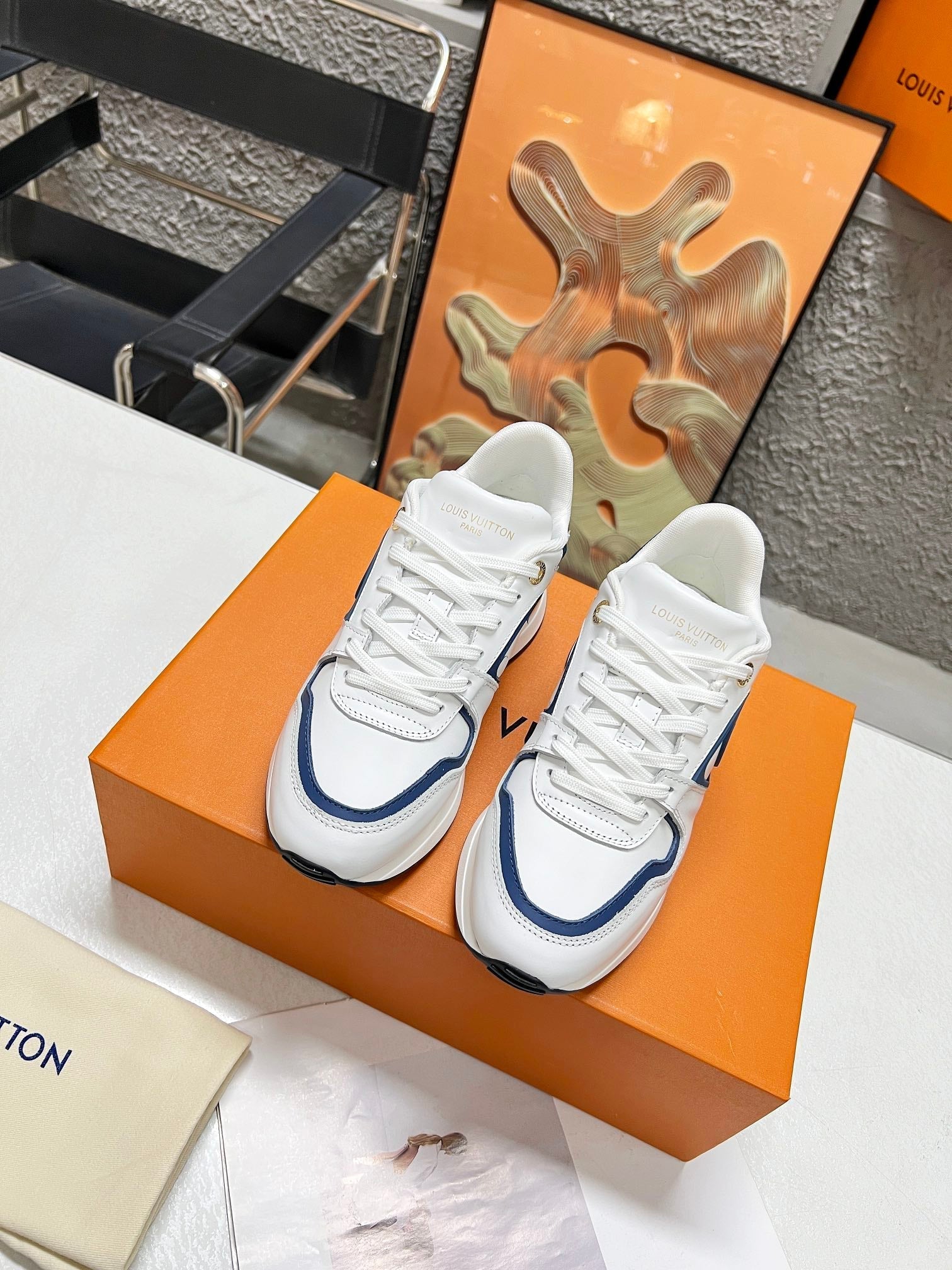LV WOMEN SNEAKER IN WHITE MIX BLUE CALFSKIN、mysite、Cacoeks