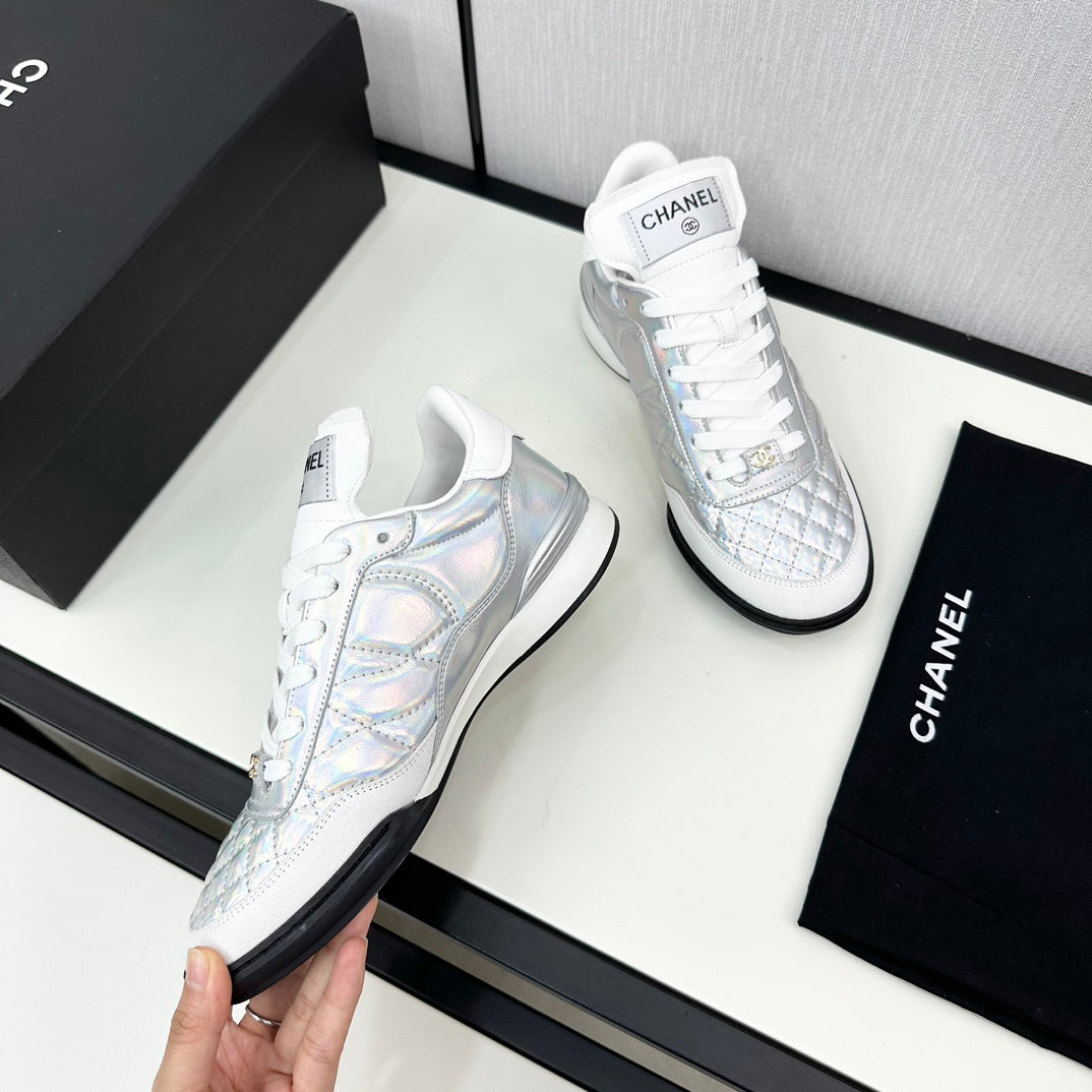 SPORTS SHOES IN GLOSSY SILVER CALFSKIN、mysite、Cacoeks