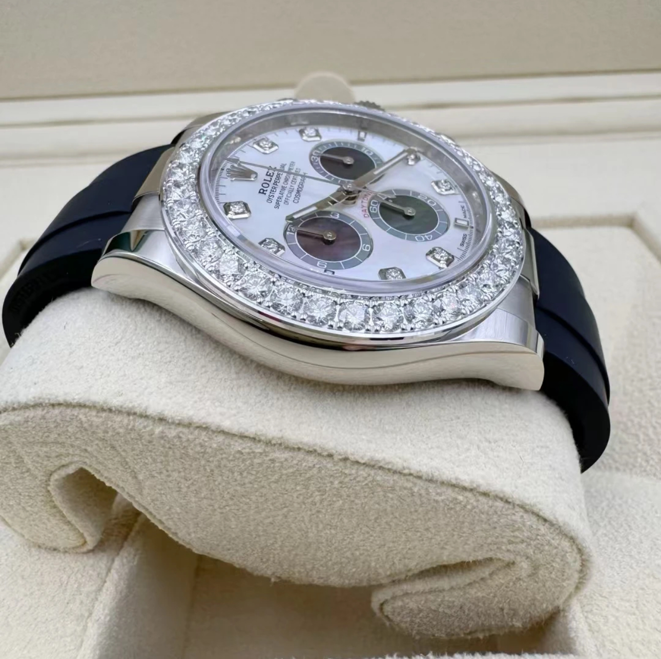 RolexCosmograph Daytona Oyster, 40 mm, white gold and diamonds Super Clone Swiss Watch Ref M126589RBR-0001 4131 Swiss Movement