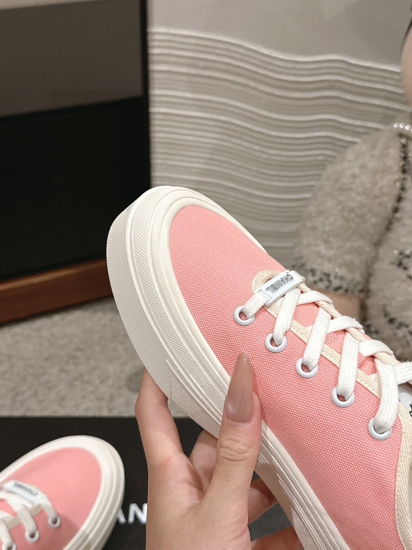 LACE-UP SNEAKERS IN PASTEL PINK CANVAS、mysite、Cacoeks