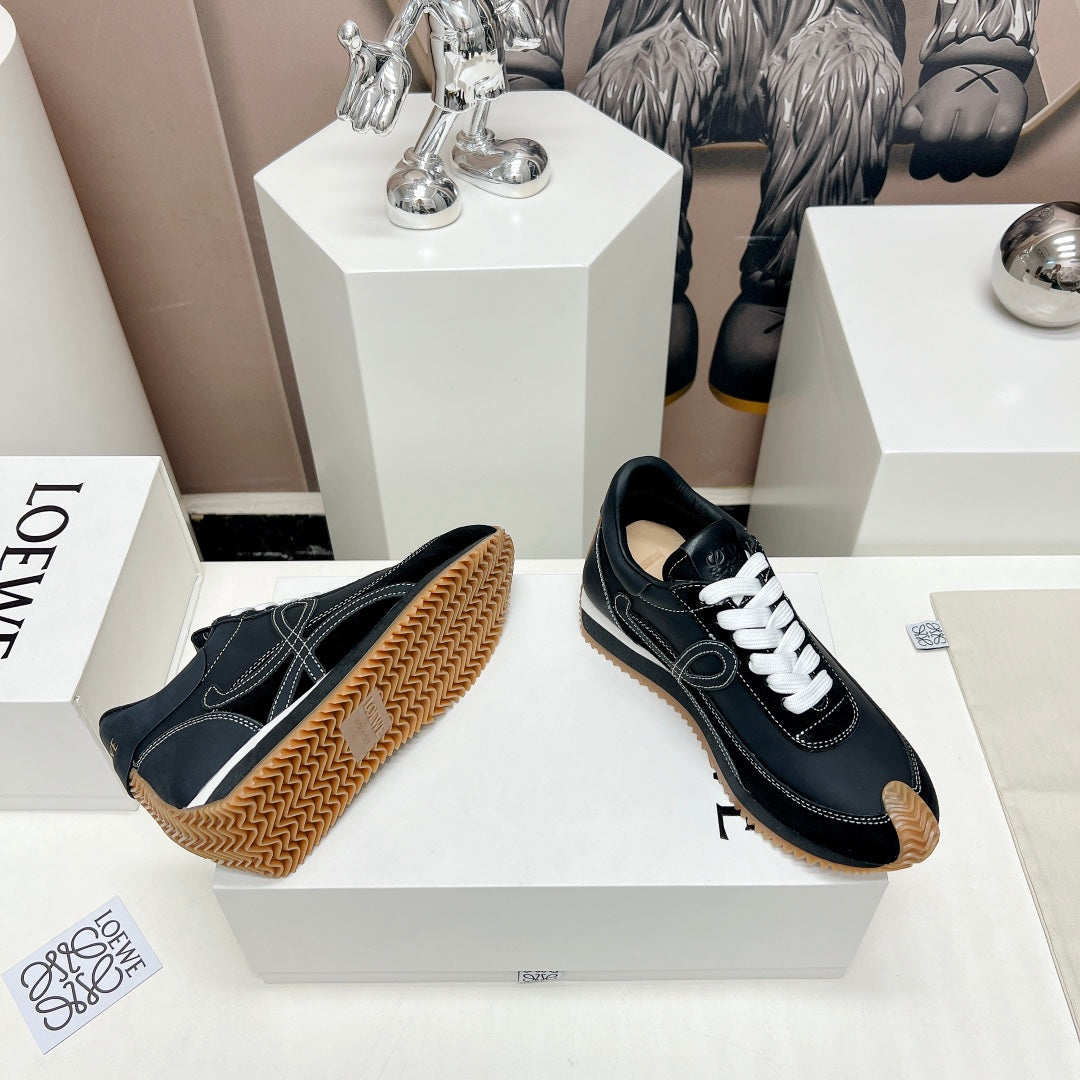 FLOW RUNNER SNEAKER IN FULL BLACK SUEDE AND SHEEPSKIN、mysite、Cacoeks