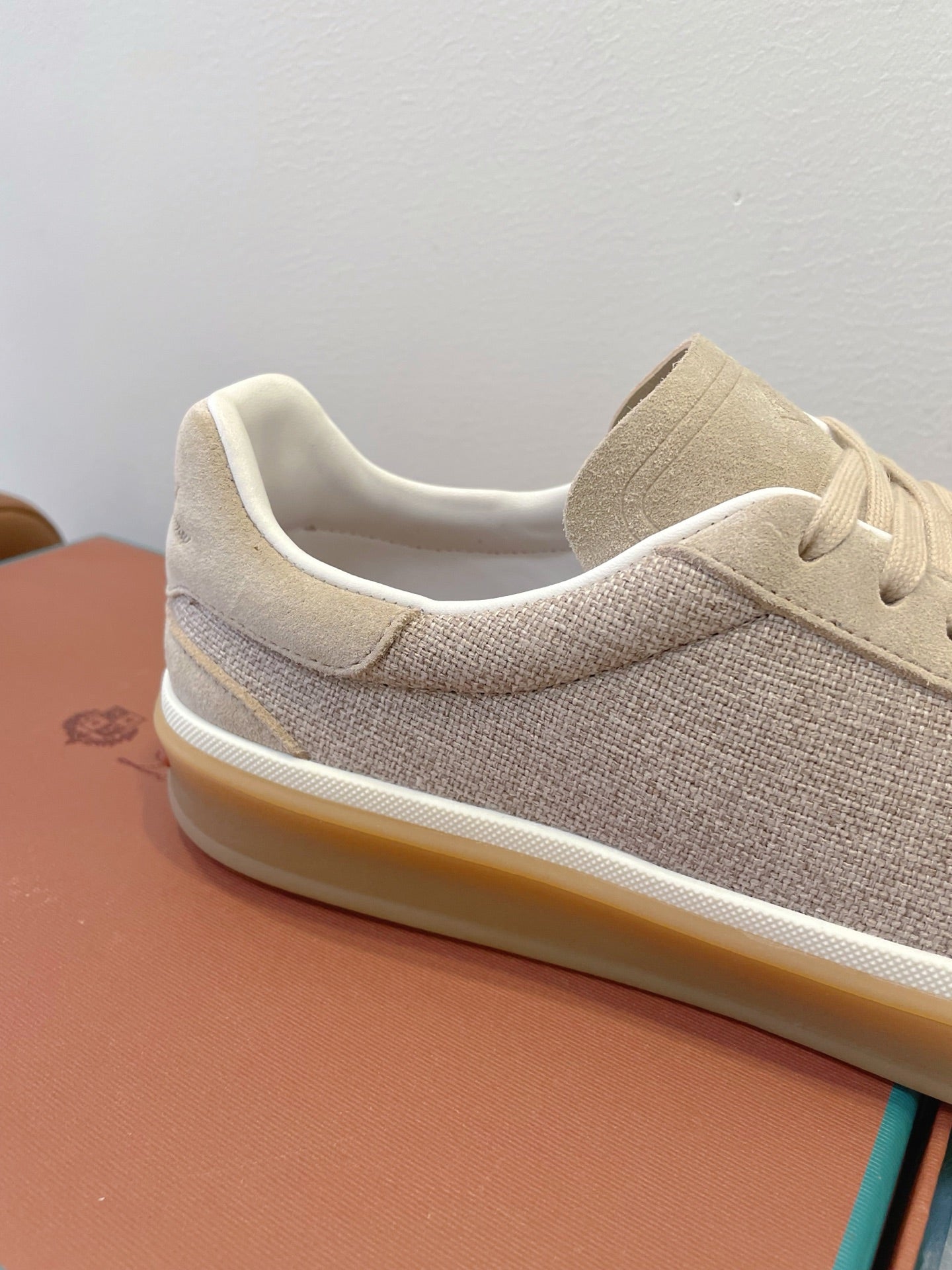 SNEAKERS IN LIGHT BEIGE SUEDE WITH CANVAS、mysite、Cacoeks