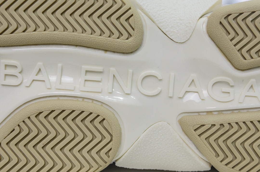 Balenciaga Triple S Sneaker x Gucci in Beige Yellow、mysite、Cacoeks