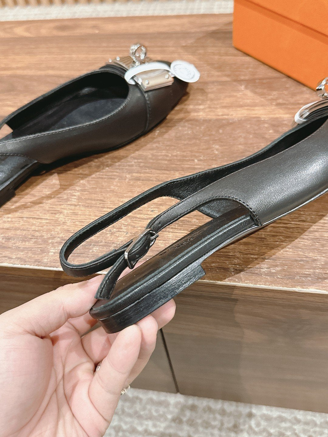 Innocente Slingback Suede Goatskin Black、mysite、Cacoeks