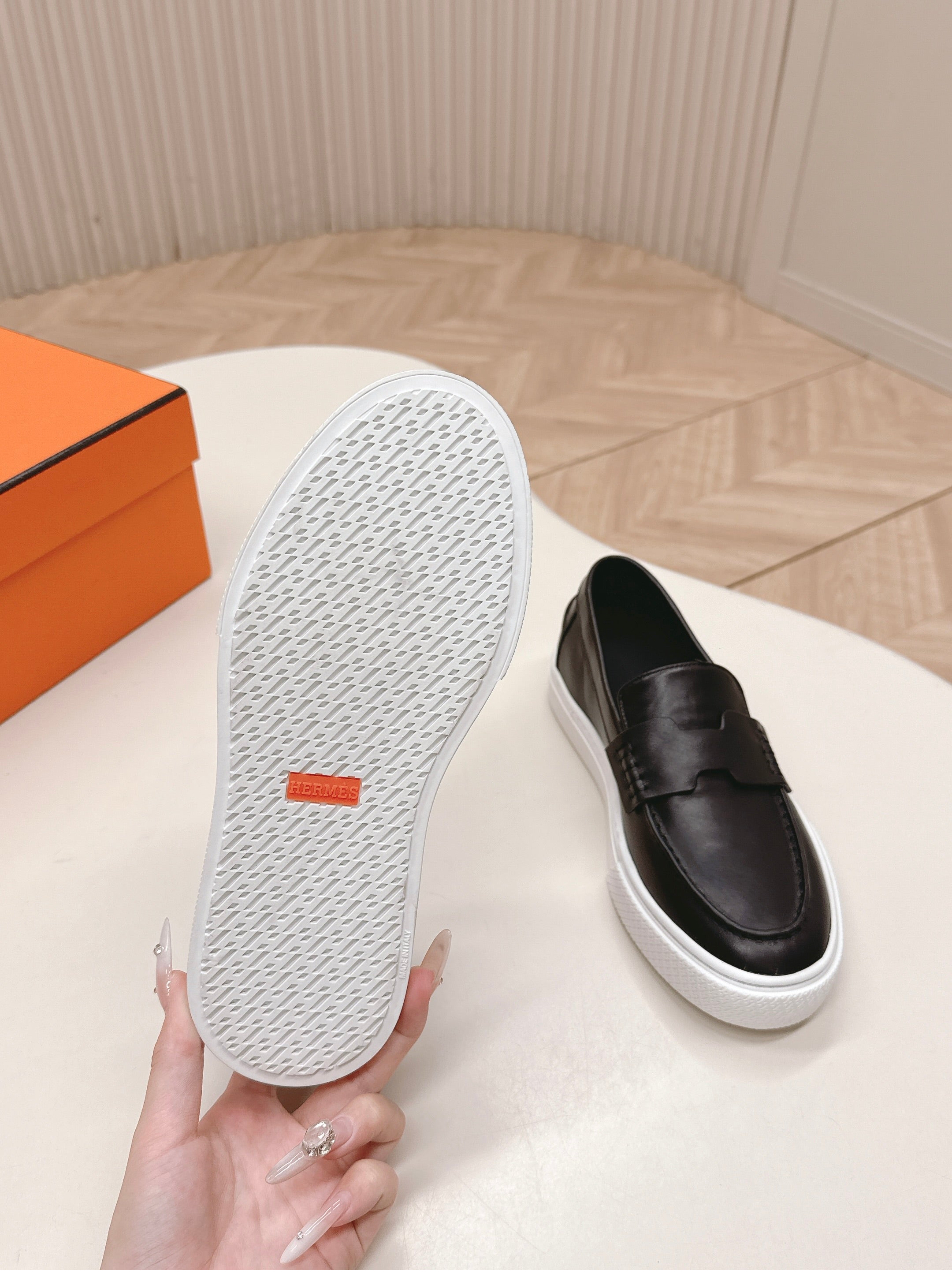 HM 25S SLIP-ON IN BLACK LAMBSKIN、mysite、Cacoeks