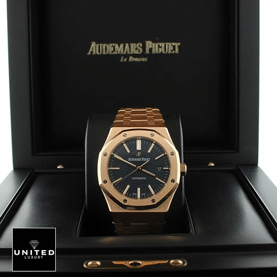 Audemars Piguet Royal Oak 15400OR.OO.1220OR.03 Replica Audemars Piguet Royal Oak 15400OR.OO_.1220OR.03 Pink Gold Blue Dial Replica in the box