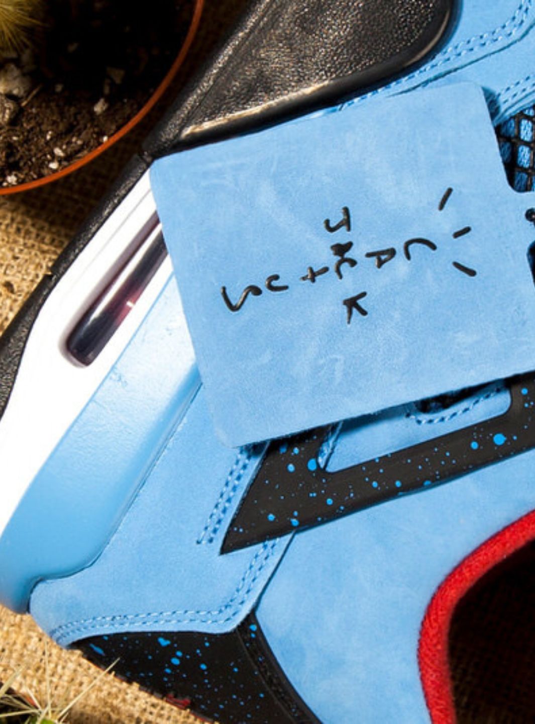 Air Jordan 4 Retro Travis Scott Cactus Jack、JORDAN、Cacoeks