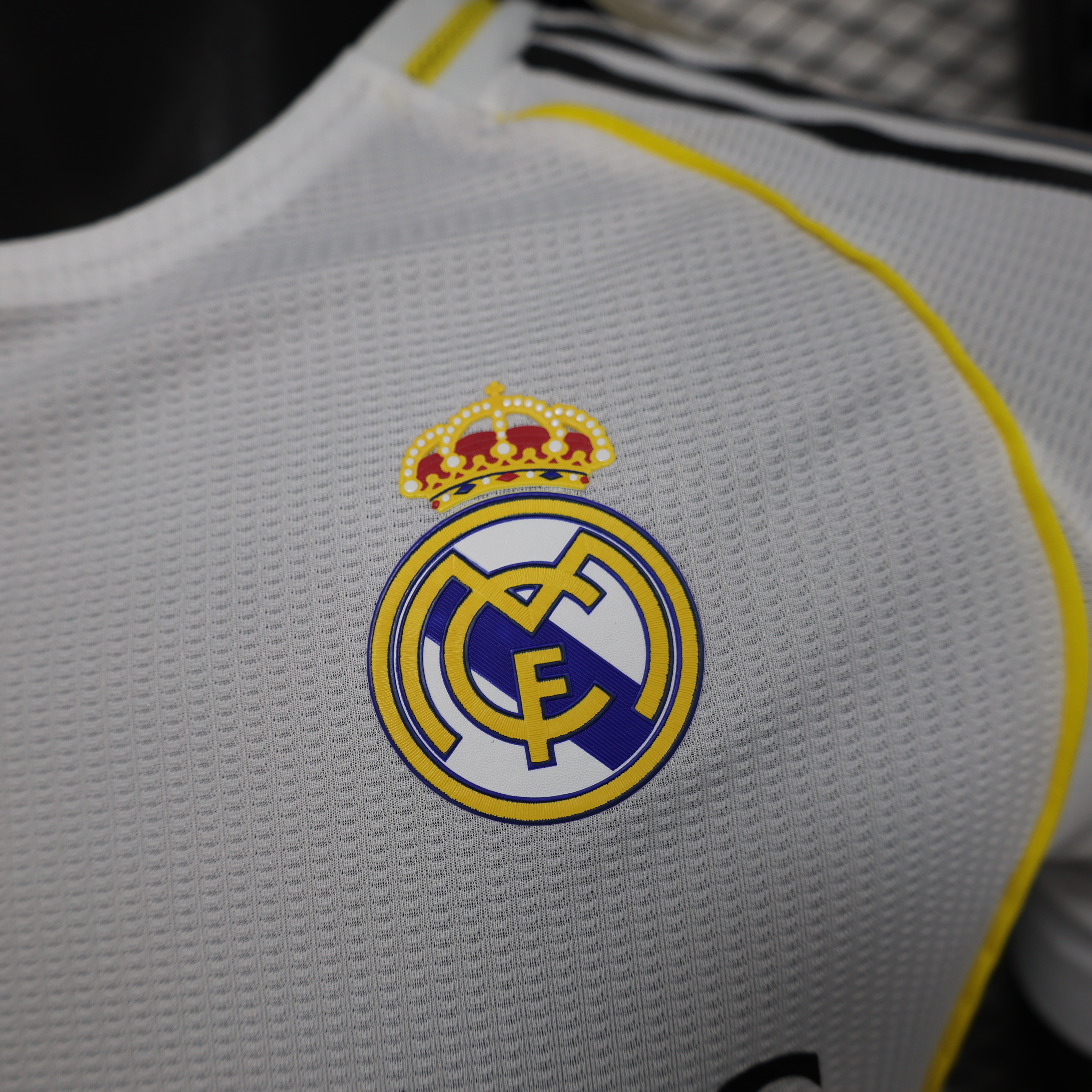 2025/2026 Player Version Real Madrid Home Football Shirt1:1 Thai Quality:football jersey mysite: unitedjerseyfootball 邓江浪:football